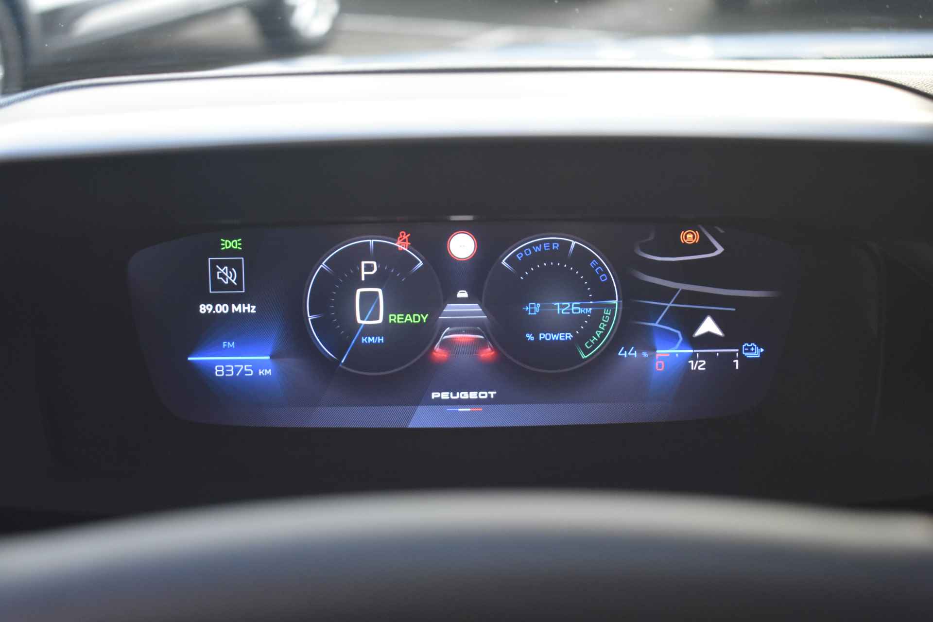 Peugeot E-308 EV GT First Edition 54 kWh | Navigatie Pro | Keyless-Entry | Stoel/Stuurverwarming | Achteruitrijcamera | LED-Matrix | Dodehoek- - 16/53