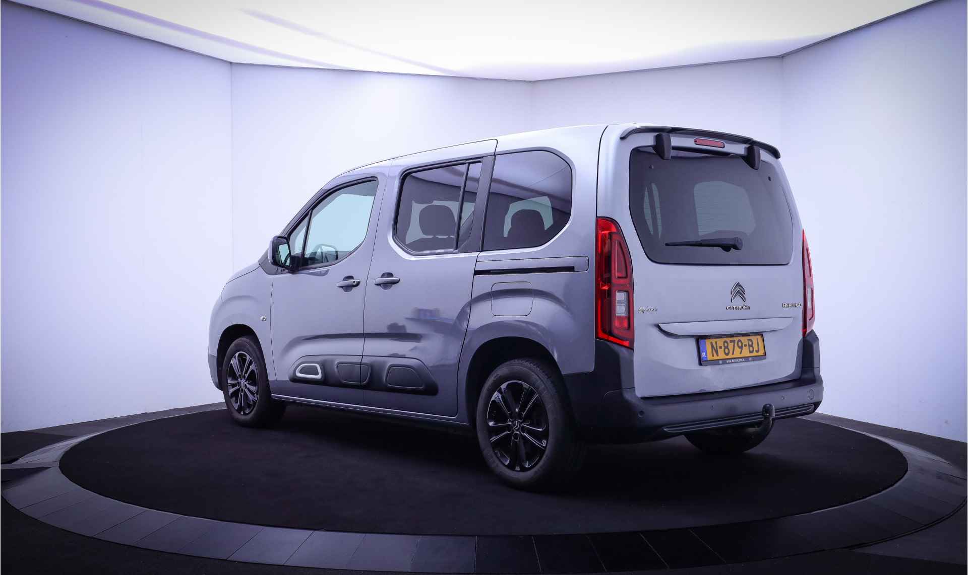 Citroën Berlingo 1.2T Aut. Feel NAVI/CARPLAY/TREKHAAK/CRUISE/CLIMA/2X SCHUIFDEUR/LED DAGRIJ/LMV - 7/25