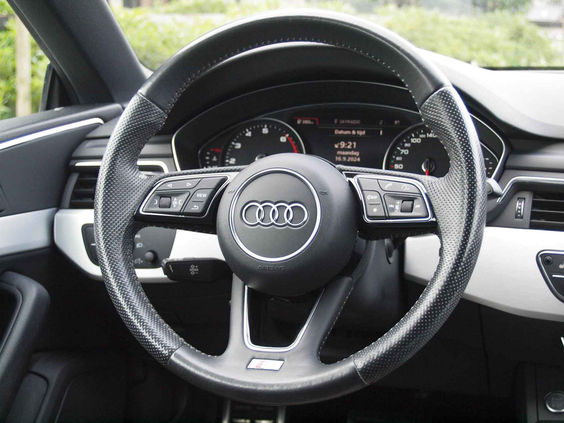 Audi A5 Coupé 40 TFSI Sport S-Line Edition | Camera | Cruise Control | 190Pk | 2X S-Line | NL-Auto | - 17/32