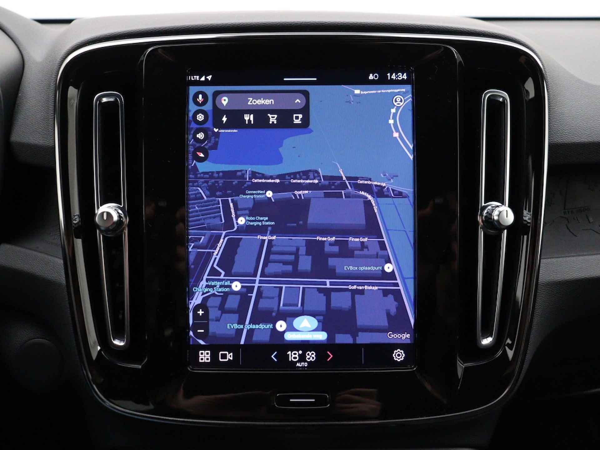 Volvo XC40 RECHARGE PURE ELECTRIC CORE 19INCH GOOGLE MAPS CAMERA - 18/29