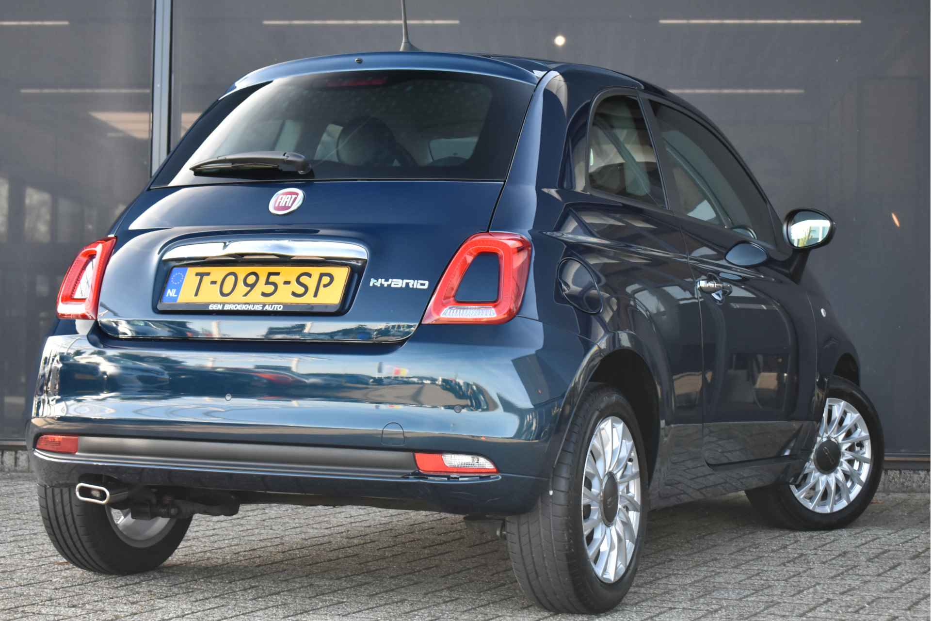 Fiat 500 1.0 Dolcevita Hybrid | Navigatie | Climate Control | Parkeersensoren | Cruise Control | - 3/44