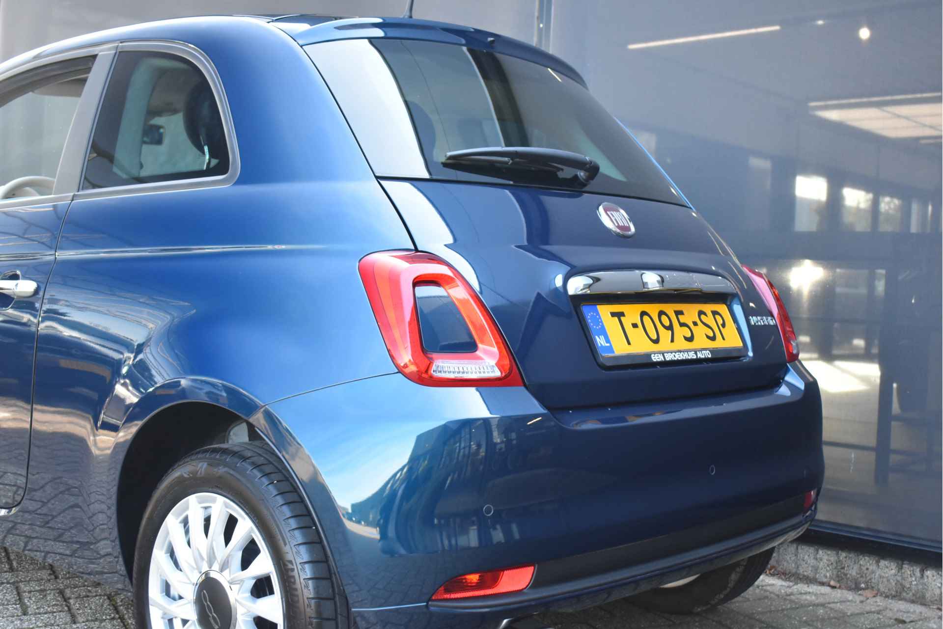 Fiat 500 1.0 Dolcevita Hybrid | Navigatie | Climate Control | Parkeersensoren | Cruise Control | - 28/44