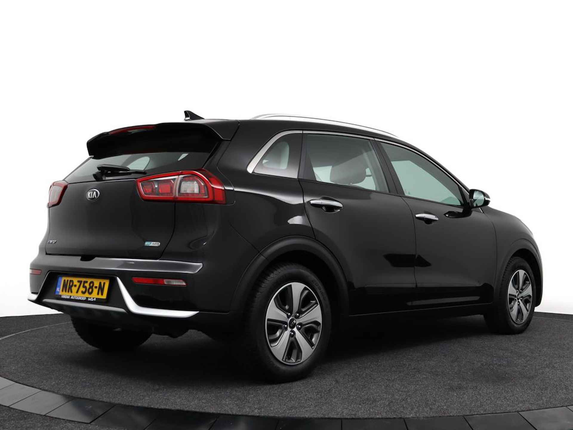 Kia Niro 1.6 GDi Hybrid First Edition - Navigatie - Cruise Control - Airco - Climate Control - Apple CarPlay / Android Auto - Fabrieksgarantie tot 05-2024 - 9/54