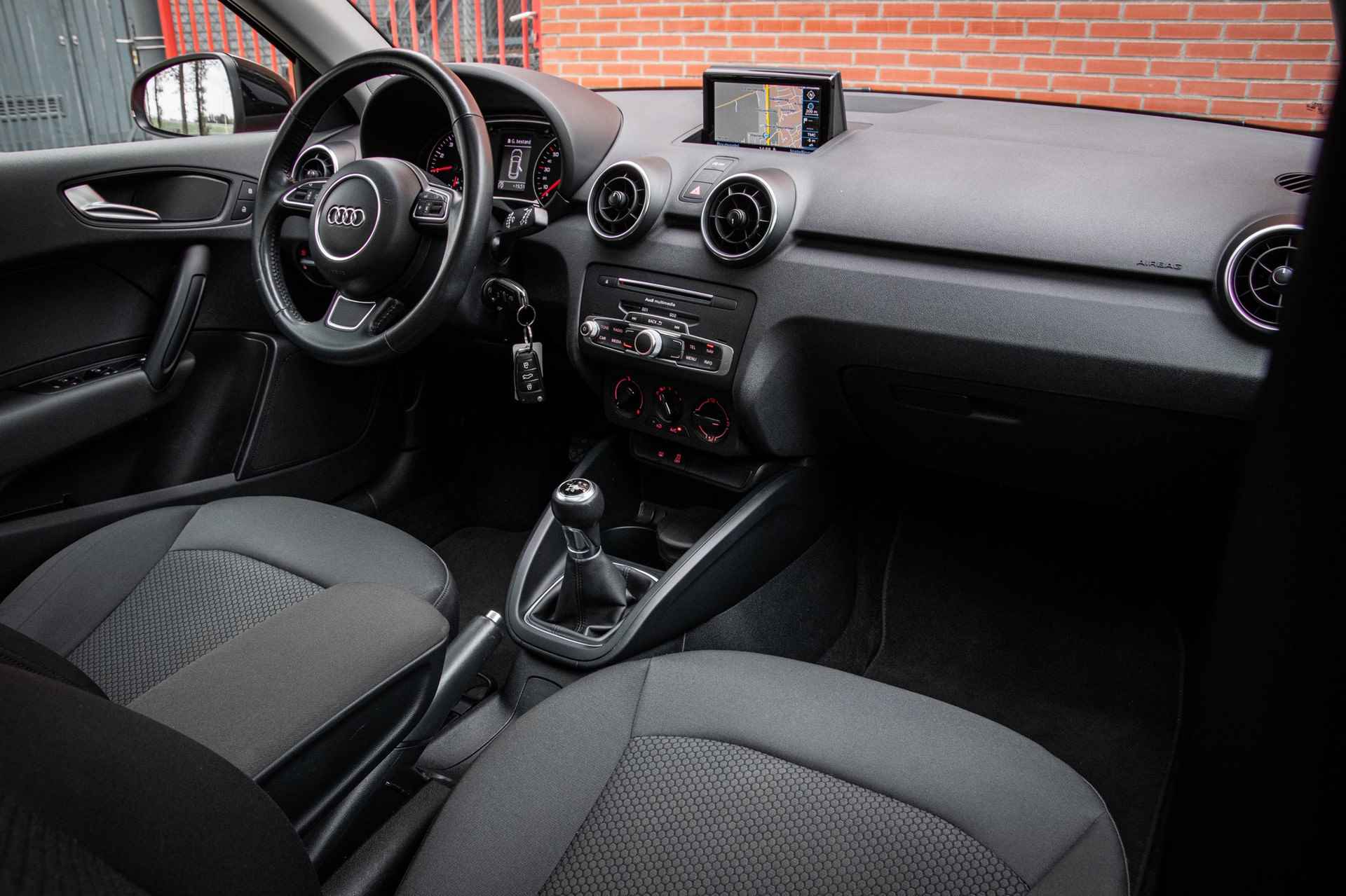 Audi A1 Sportback 1.0 TFSI S-line Adrenalin | NAP | Panoramadak | Cruise control | Navigatie | - 28/53