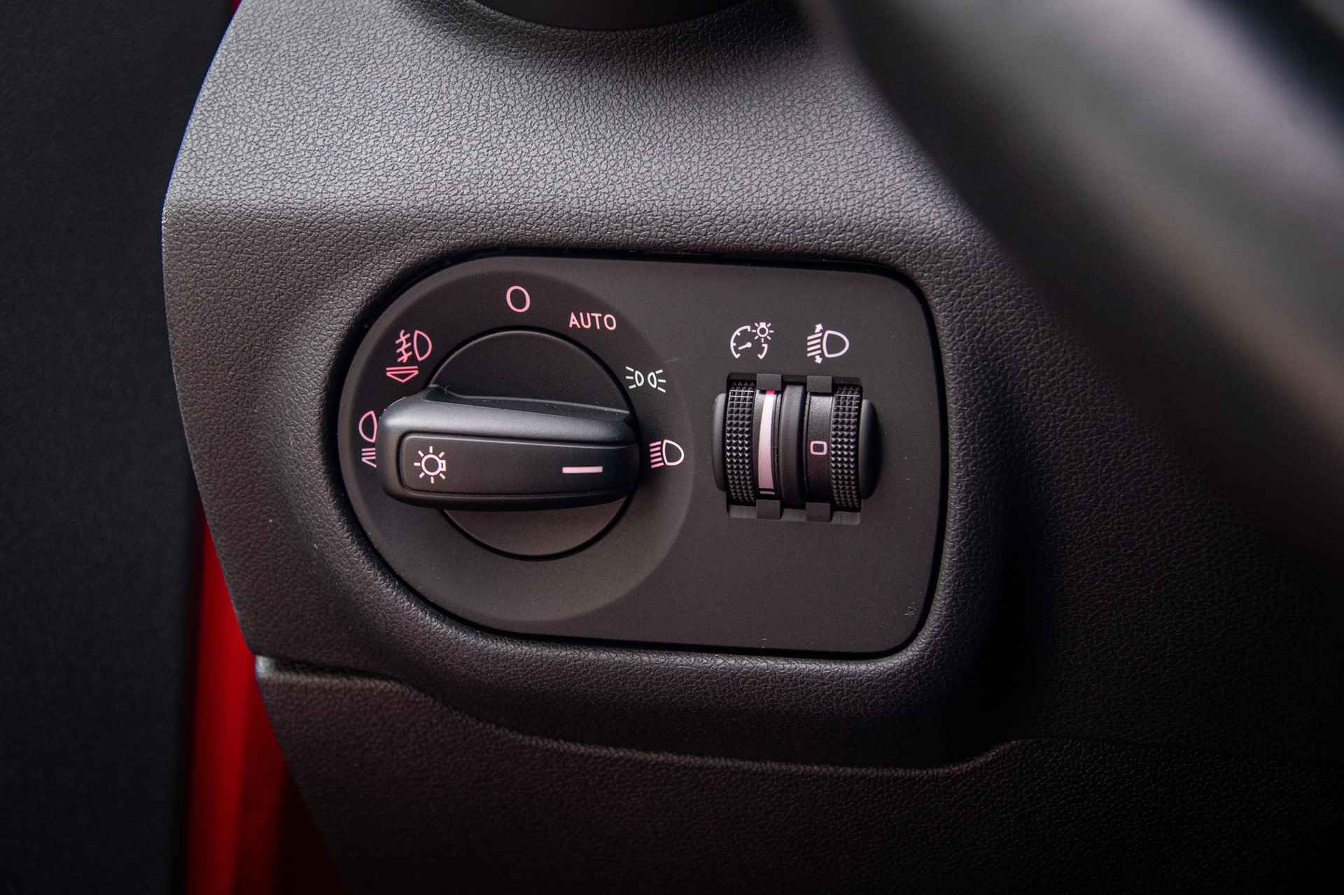 Audi A1 Sportback 1.0 TFSI S-line Adrenalin | NAP | Panoramadak | Cruise control | Navigatie | - 29/53