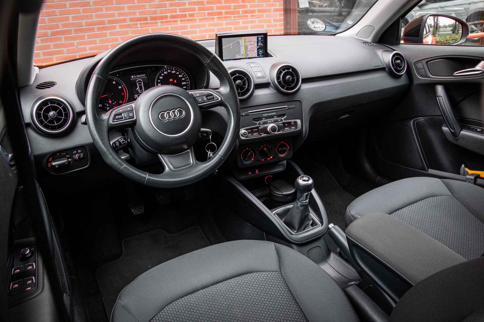 Audi A1 Sportback 1.0 TFSI S-line Adrenalin | NAP | Panoramadak | Cruise control | Navigatie | - 2/53