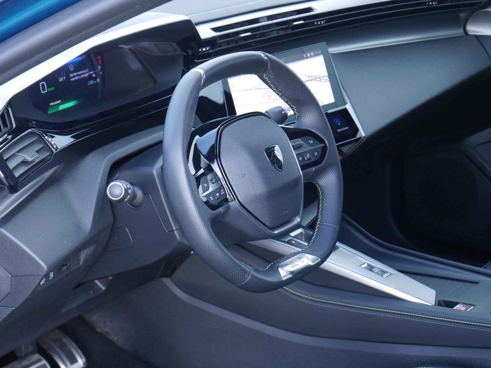 Peugeot 408 1.6 HYbrid GT EAT8 First Edition 225 Pk | AGR Comfort Stoel | Massage & Stoelverwarming | Elektronische Achterklep | 20 Inch Velgen | Adaptieve Cruise Control | Navigatie | Draadloos Apple Carplay & Android Auto - 4/64