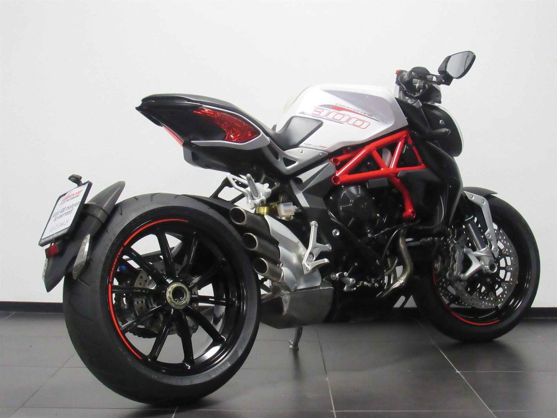 MV Agusta DRAGSTER 800 - 2016 - 6/14