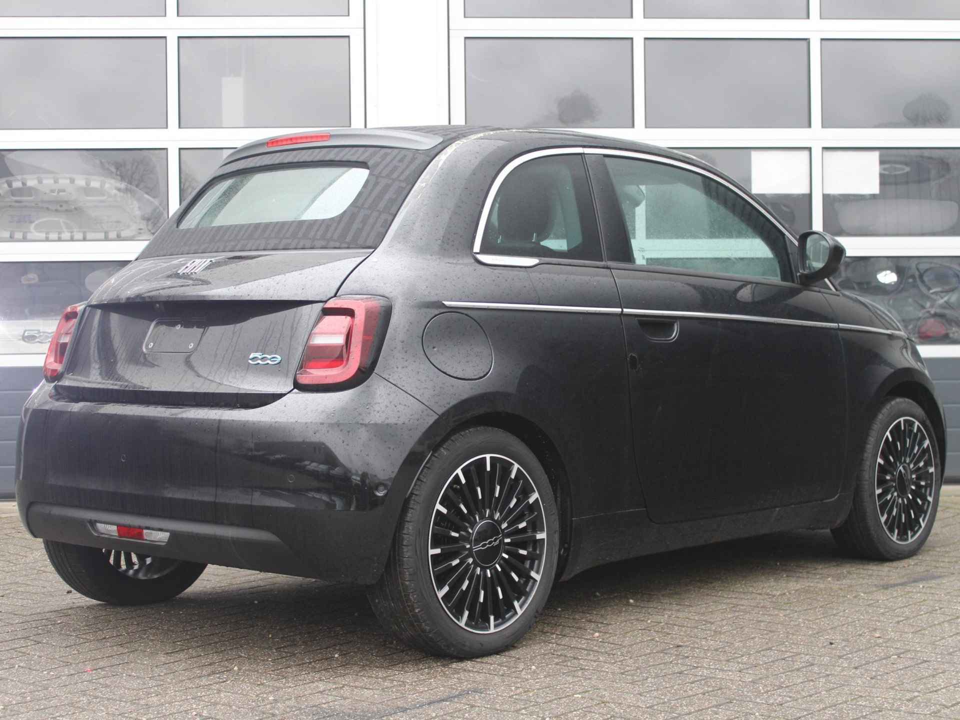 Fiat 500e Cabrio La Prima 42 kWh | By Bocelli | Leder | 17" | Navi | Winter Pack | - 15/23