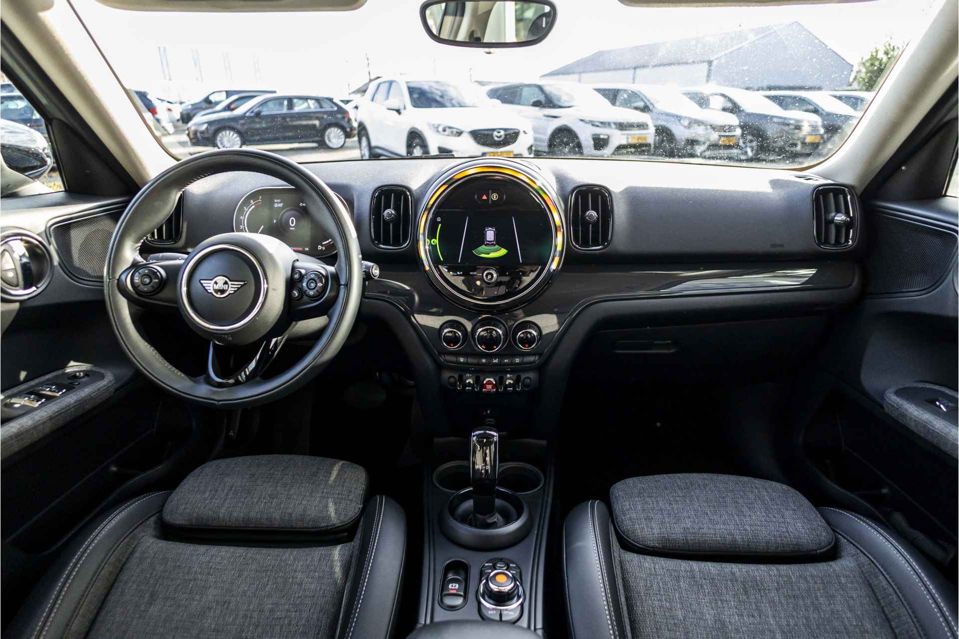 MINI Countryman 1.5 Cooper Business Edition | Automaat | Carplay | NL Auto | Cruise - 32/35