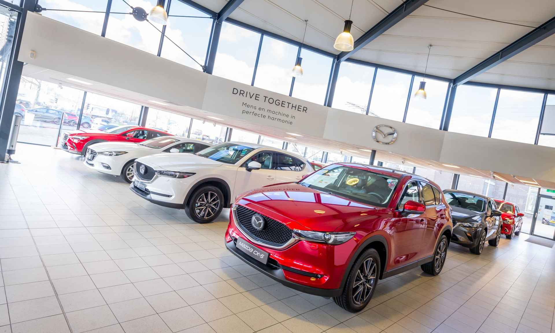 Mazda CX-30 2.5 e-SkyActiv-G M Hybrid Homura / Nieuw, uit voorraad leverbaar - 14/15