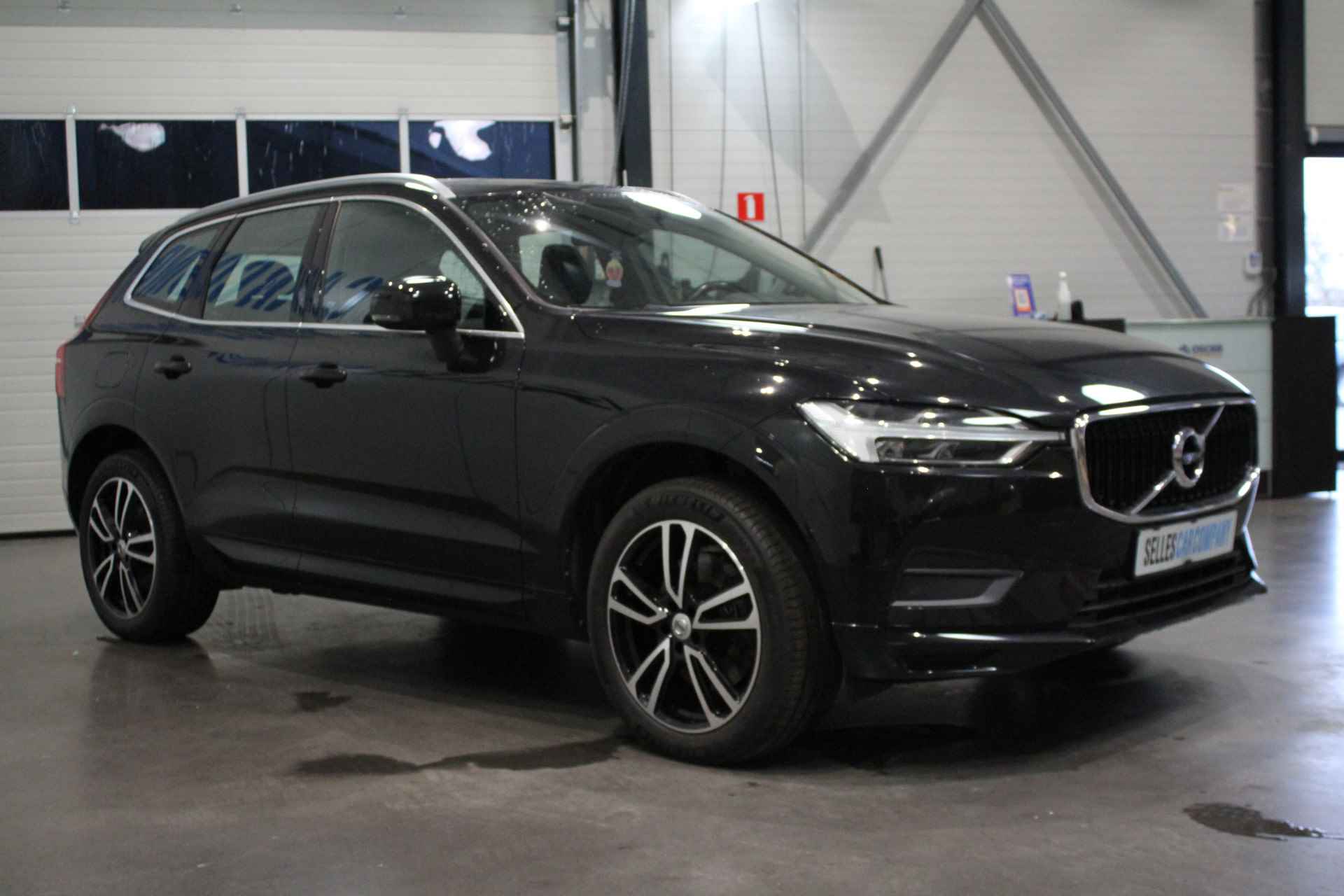 Volvo XC60 2.0 D4 AWD Momentum | Automaat | Navigatie | Airconditioning - 3/28