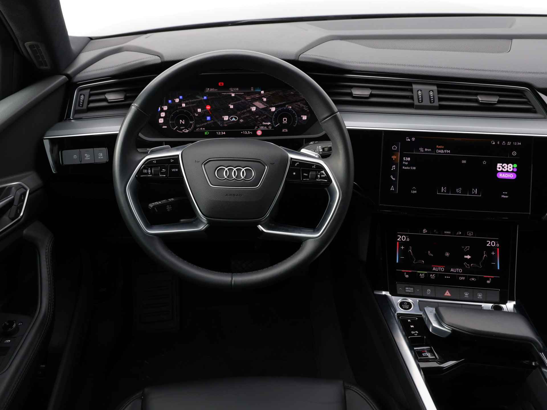 Audi Q8 e-tron 50 quattro 95 kWh 340pk | 22" Velgen | Leder | Stoelverwarming | Navi | Apple Carplay - 22/43