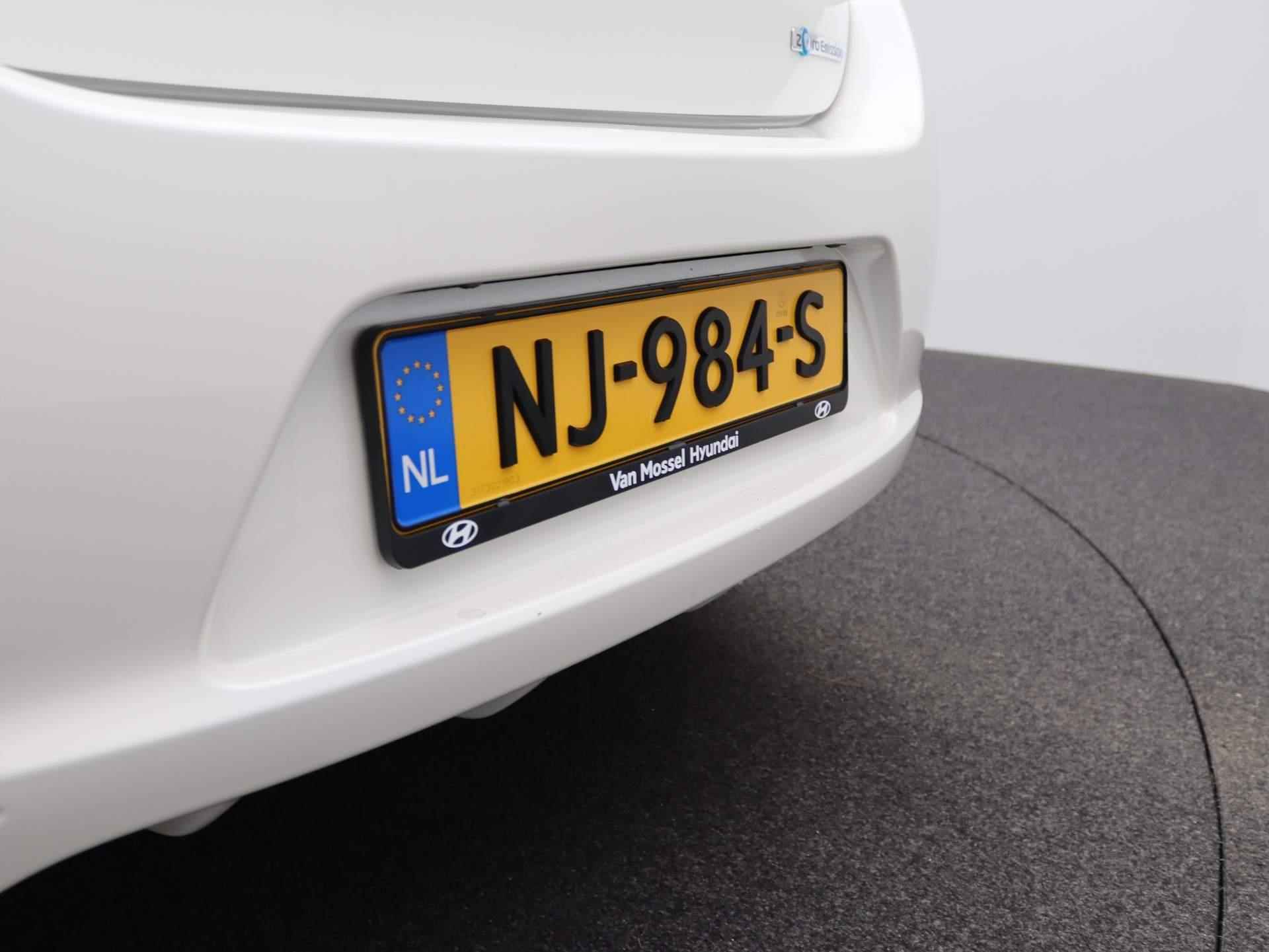 Nissan LEAF Tekna 30 kWh Airco | Navigatie | Achteruitrijcamera | Cruise Control Leren Bekleding | - 36/46