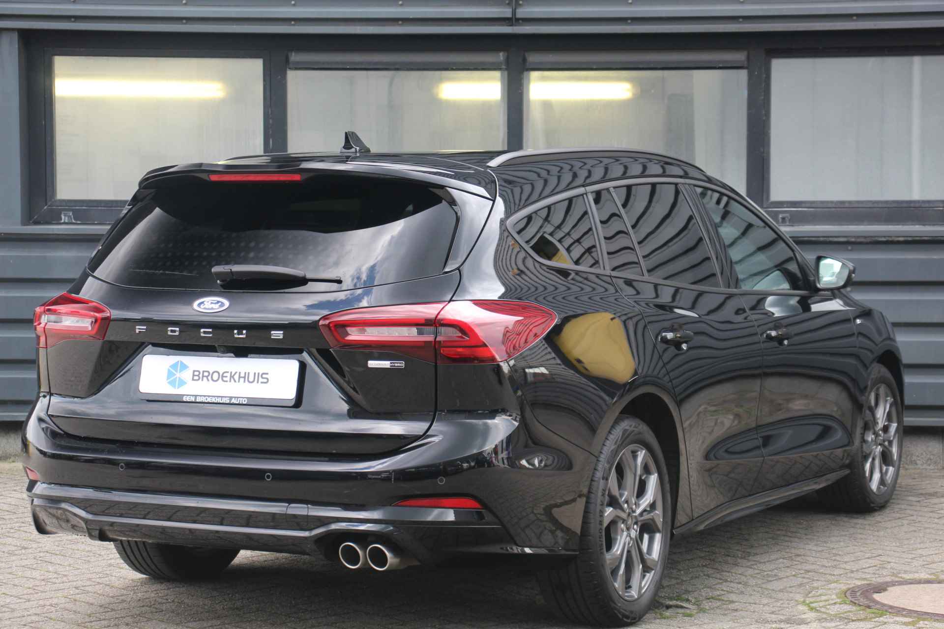 Ford Focus Wagon 1.0 125 pk Hybrid ST Line Style Design pack ST-Line Style | Privacy glass | Family pack | Parking pack | Winter pack | Tre | Design pack ST-Line Style | Privacy glass | Family pack | Parking pack | Winter pack | Trekhaak voorbereiding - 6/39
