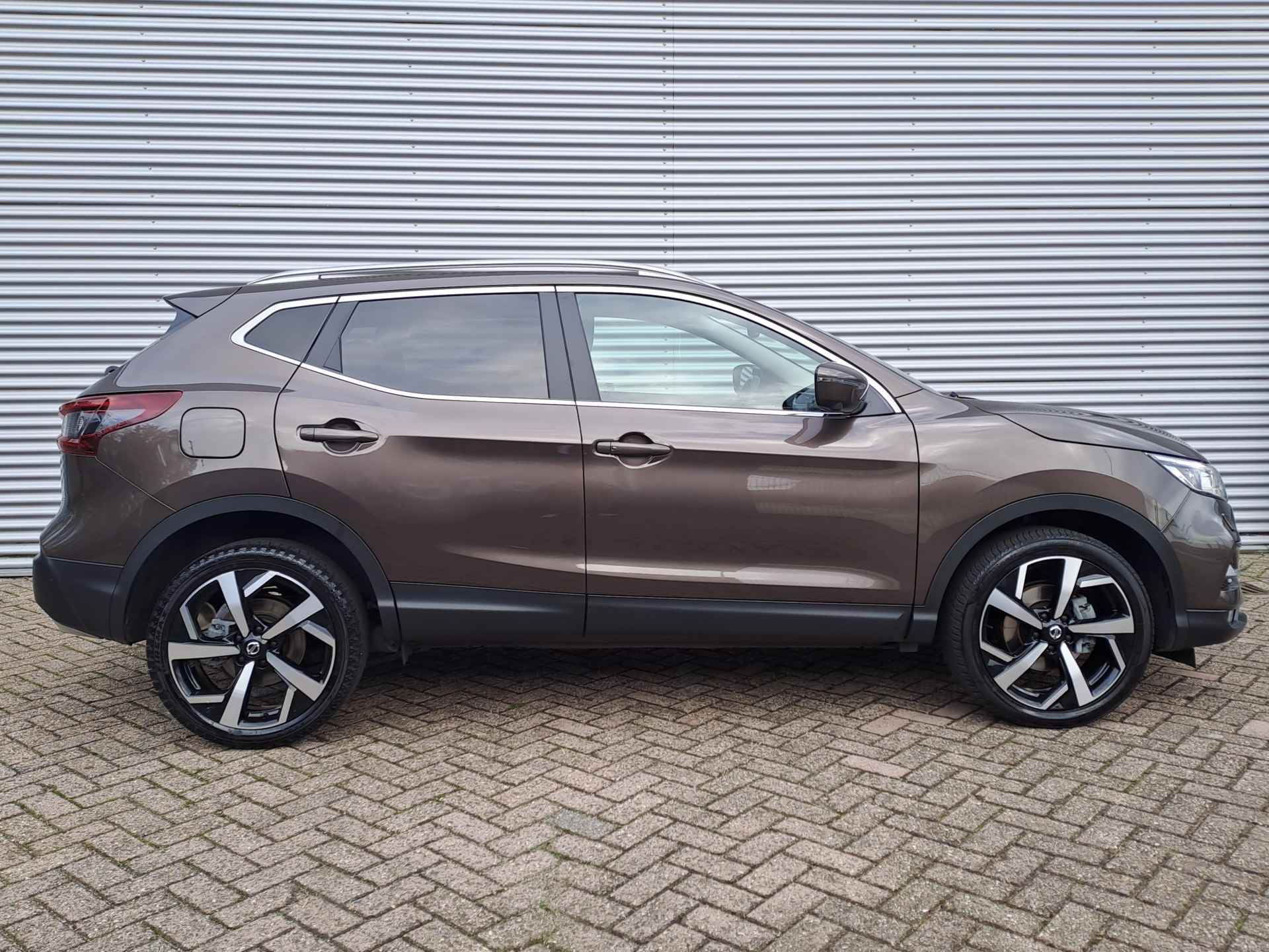 Nissan QASHQAI 1.3 DIG-T Design Edition Tekna Nappa Leder | Stoelverwarming | Navigatie | 360 Camera | Cruise | 19 INCH Lichtmetalen velgen - 5/39