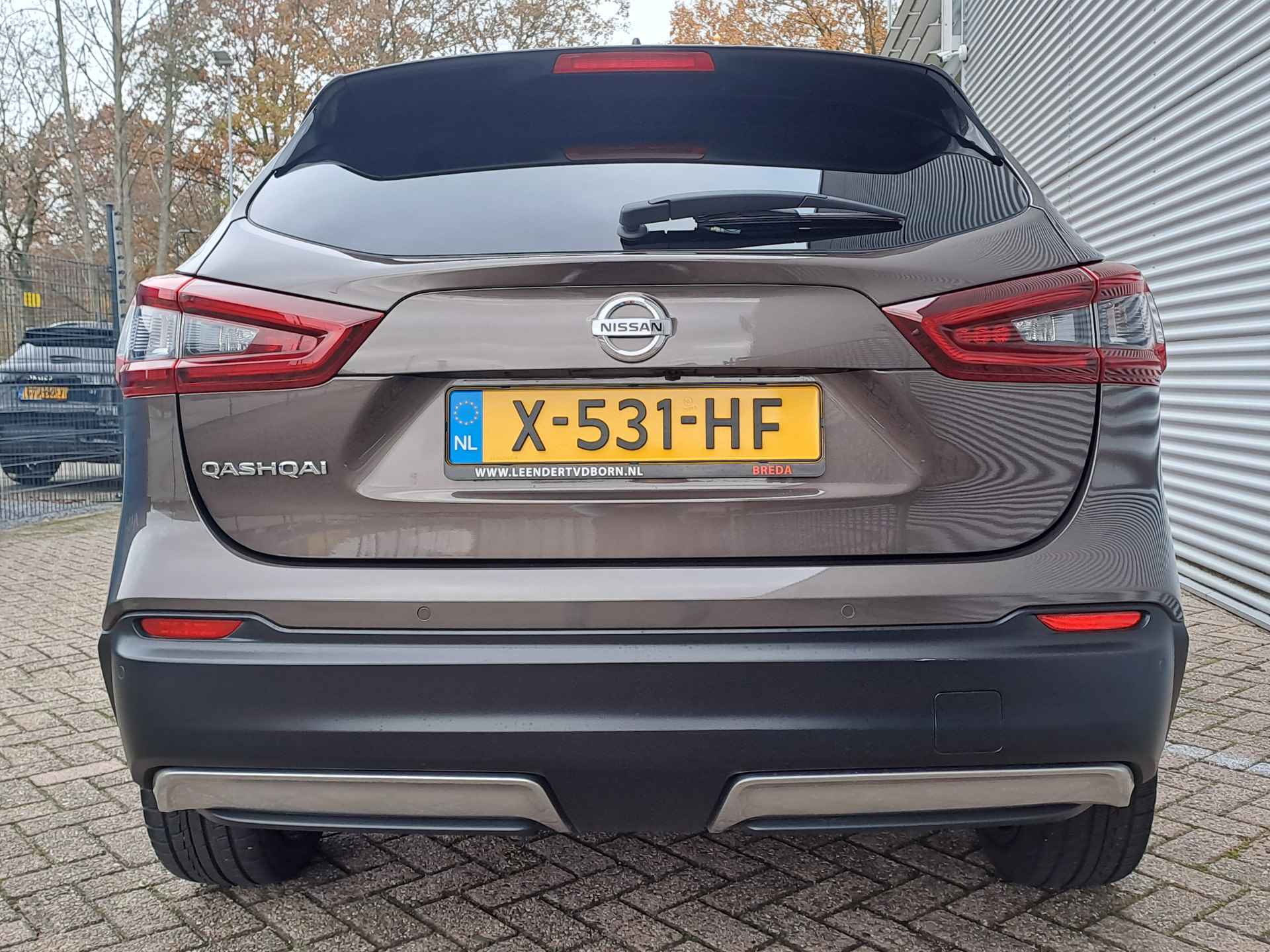 Nissan QASHQAI 1.3 DIG-T Design Edition Tekna Nappa Leder | Stoelverwarming | Navigatie | 360 Camera | Cruise | 19 INCH Lichtmetalen velgen - 6/39