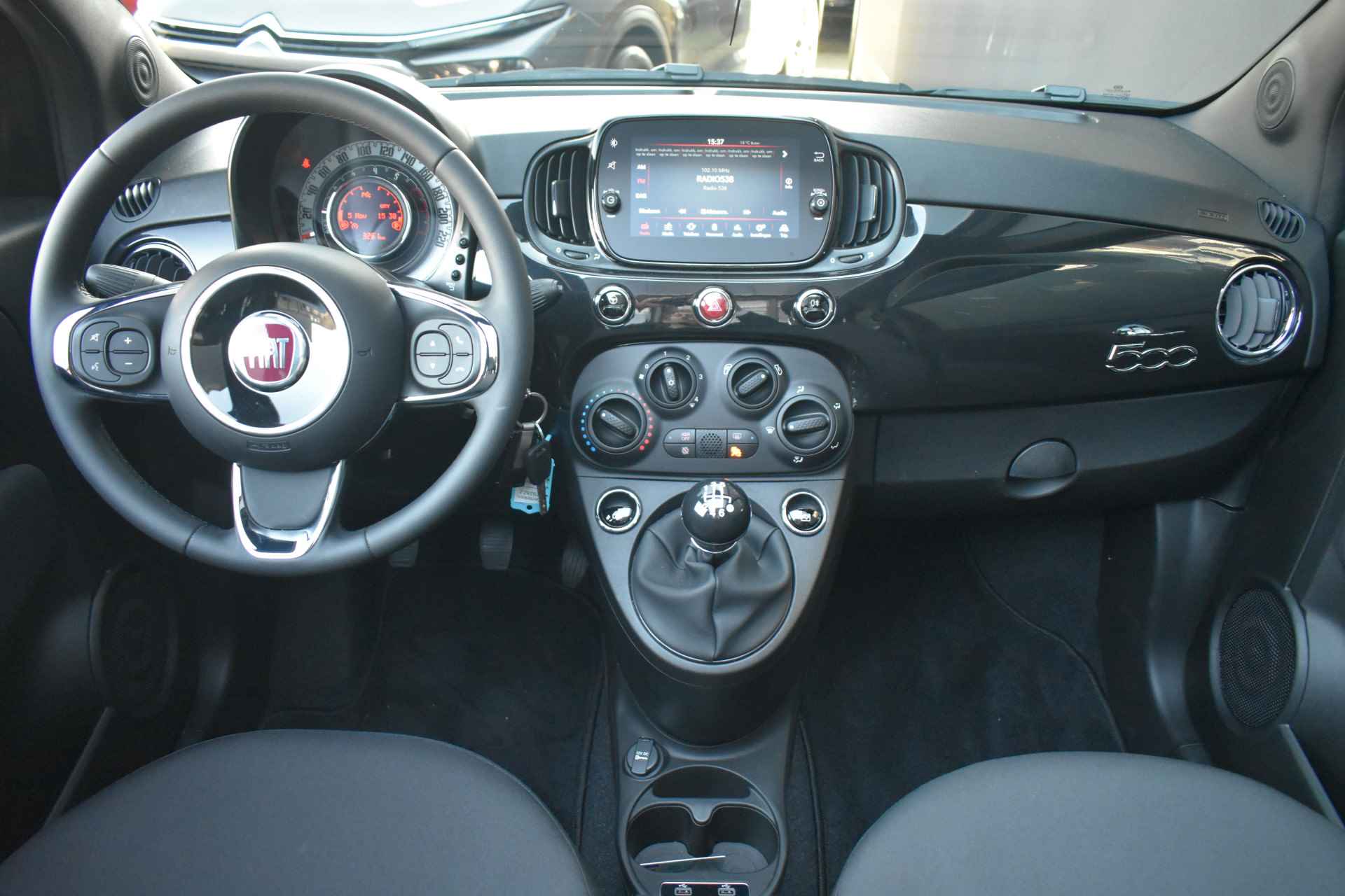 Fiat 500C 1.0 Hybrid | Navigatie by App | Nieuwstaat! | Cruise Control | Airco | Apple Carplay | Android Auto | Bluetooth-Telefoonverbindi - 12/44