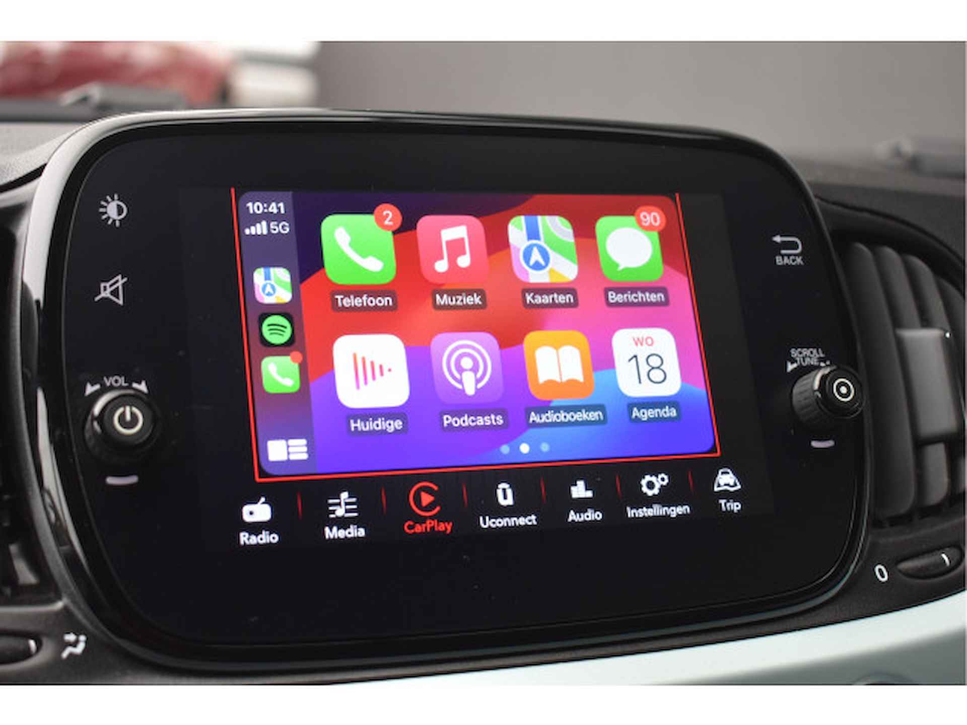 Fiat 500C 1.0 Hybrid | Navigatie by App | Nieuwstaat! | Cruise Control | Airco | Apple Carplay | Android Auto | Bluetooth-Telefoonverbindi - 21/44