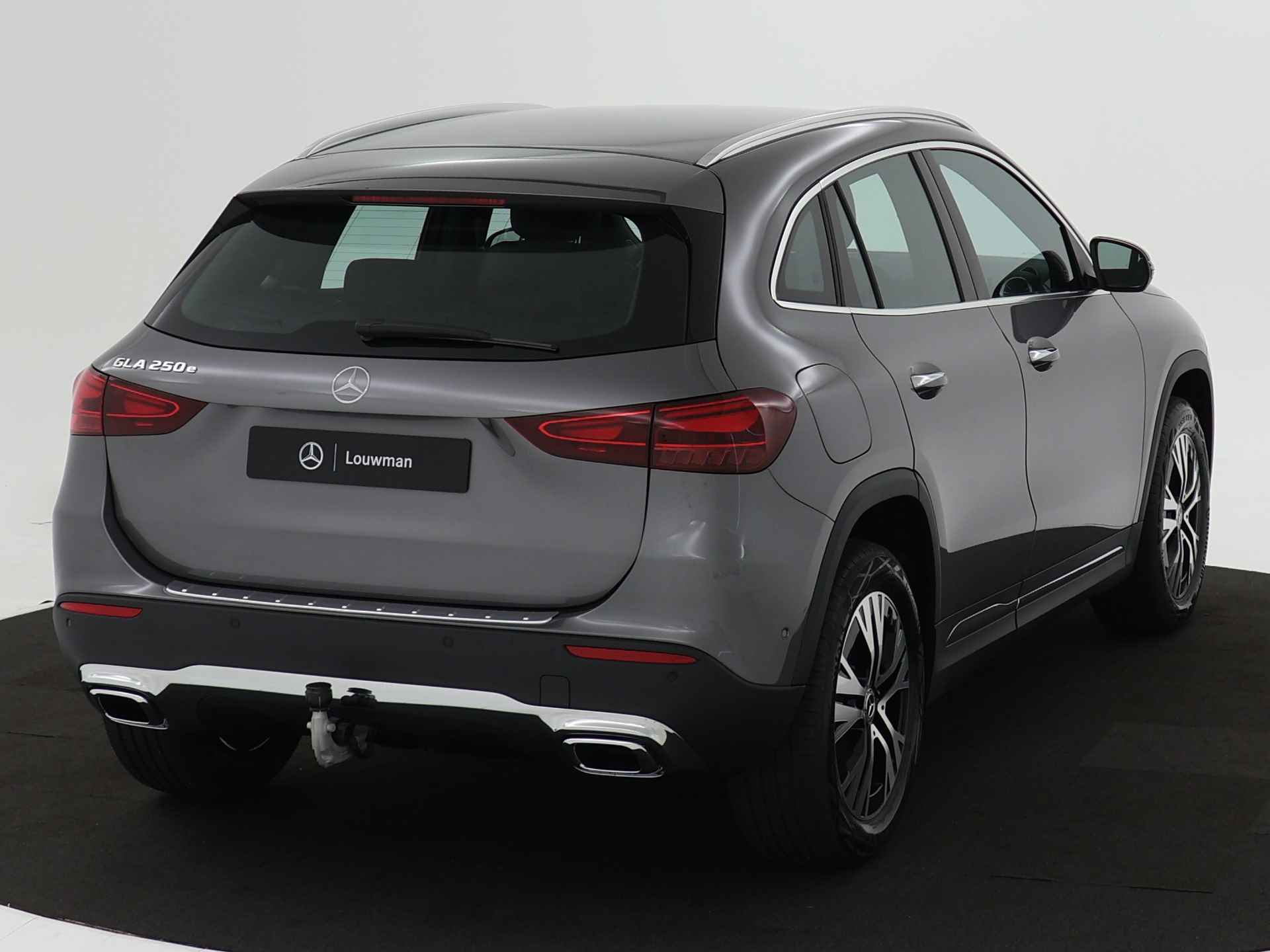 Mercedes-Benz GLA 250 e Star Edition Luxury Line | Trekhaak | Parkeerpakket met achteruitrijcamera | Keyless-Go comfortpakket | USB-pakket plus | Sfeerverlichting | EASY PACK achterklep | Verwarmde stoelen vooraan | - 15/41