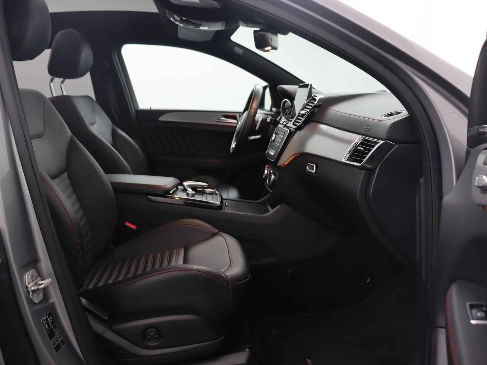 Mercedes-Benz GLE-klasse Coupé 450 AMG 4MATIC | Navigatie | Leder | 22 Inch Velgen | 360' Camera | Panorama-dak | Black Pakket | Harman-Kardon Audio | - 5/39