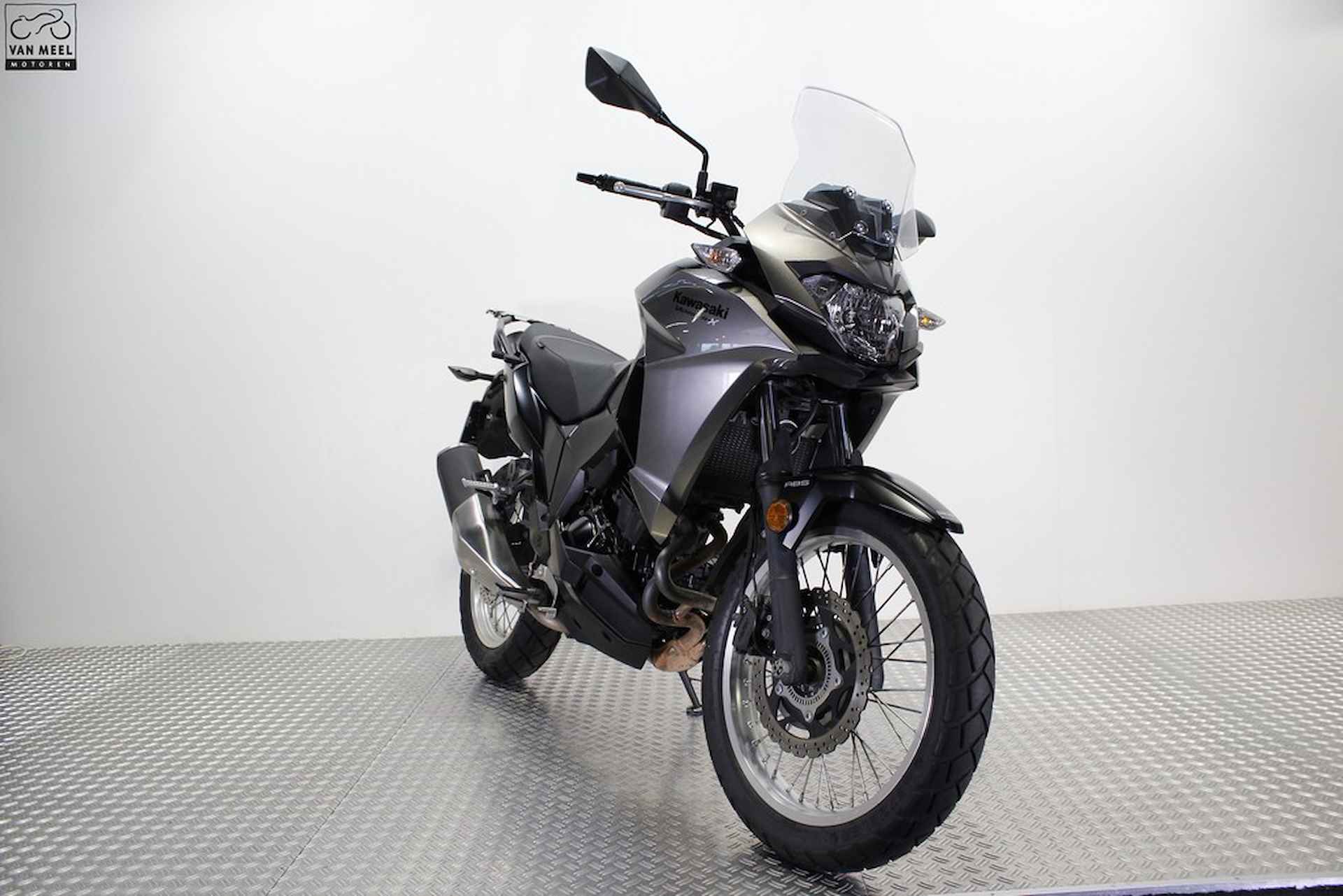 Kawasaki VERSYS-X 300 - 2/12