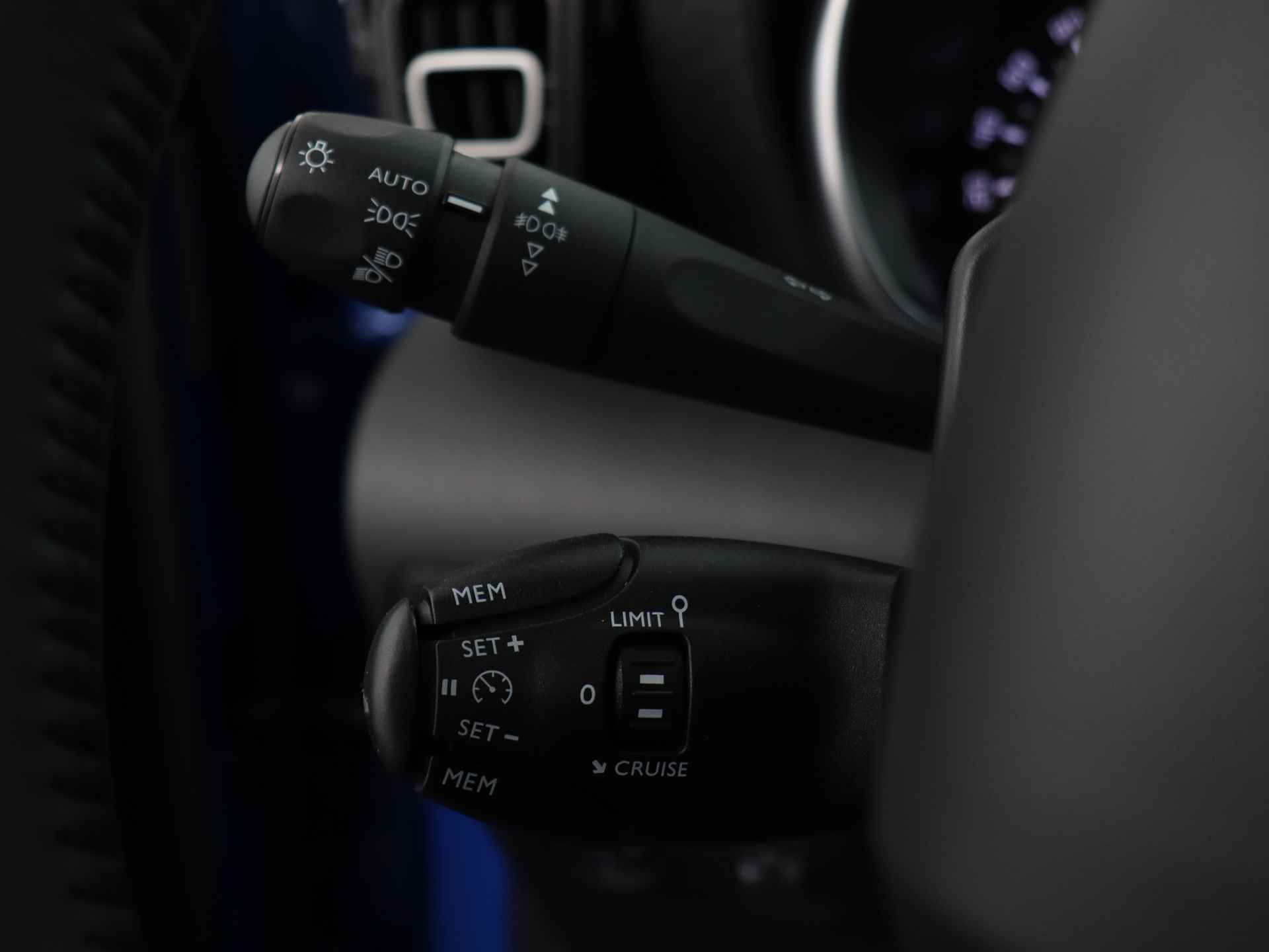 Citroën C3 Aircross PureTech 130pk Automaat Shine Pack Rijklaar | Panoramadak | Keyless | Achteruitrijcamera | - 19/27