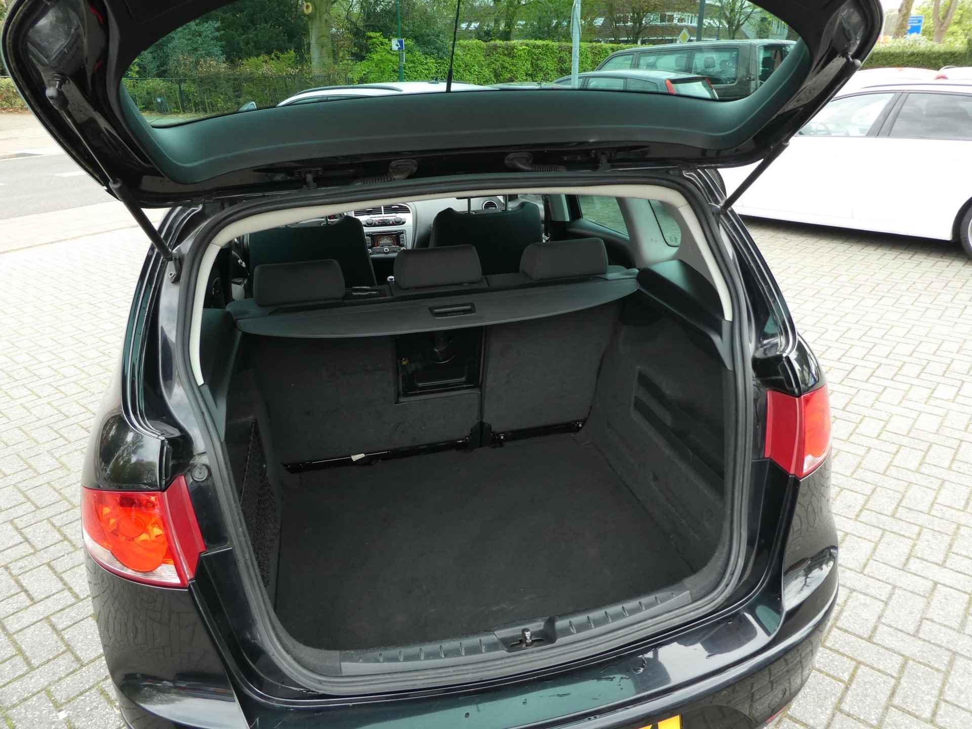 SEAT Altea XL 1.6 TDI Ecomotive Businessline COPA 2eEig|NweInjectoren|Navi|Trekhaak - 28/41