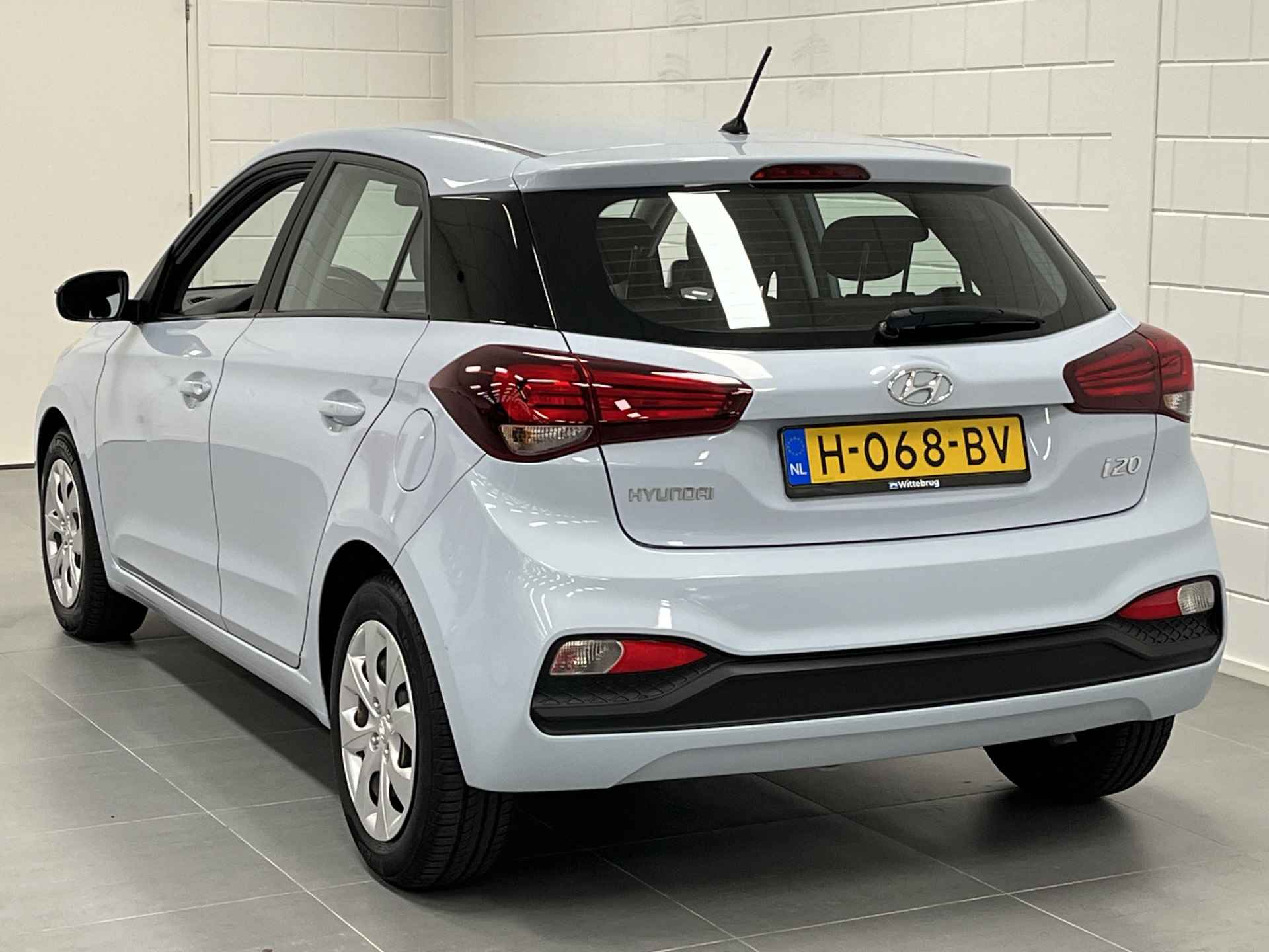 Hyundai i20 1.0 T-GDI i-Motion AIRCO | CRUISE CONTROL | RADIO / CARKIT | NETTE DEALER ONDERHOUDEN AUTO! - 11/41