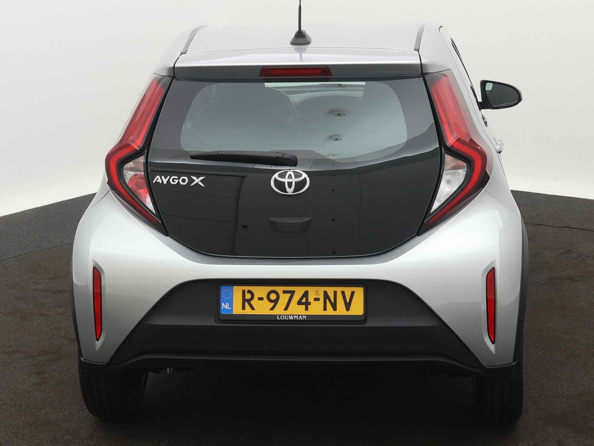 Toyota Aygo X 1.0 VVT-i MT play | Airco | Cruise Control Adaptief | Apple Carplay/Android Auto | Rijstrooksensor met correctie | - 29/41