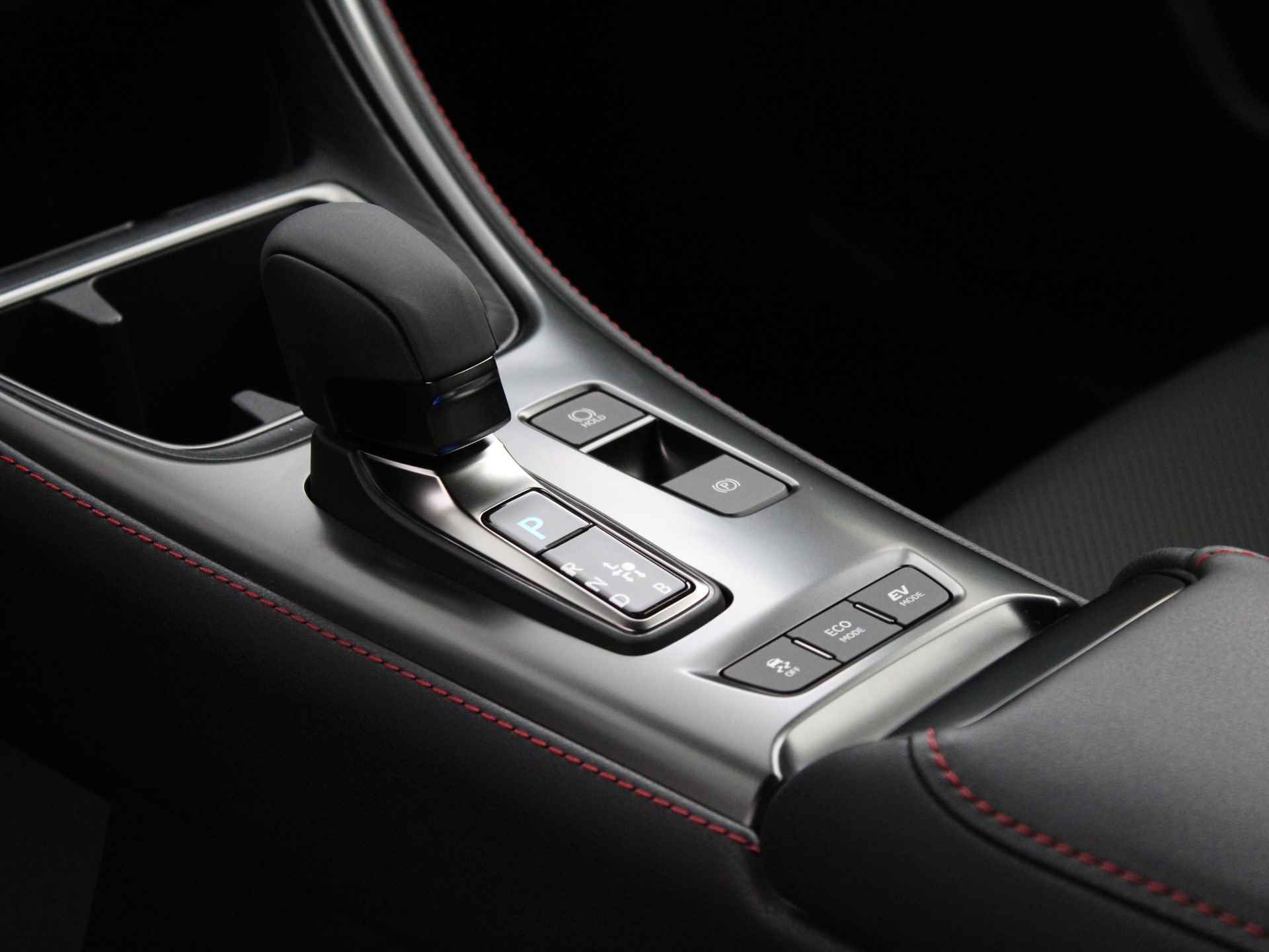 Lexus LBX Elegant | Leder | Stoel- en stuurverwarming | Park Assist | Lexus Link Pro Multimedia | - 13/48