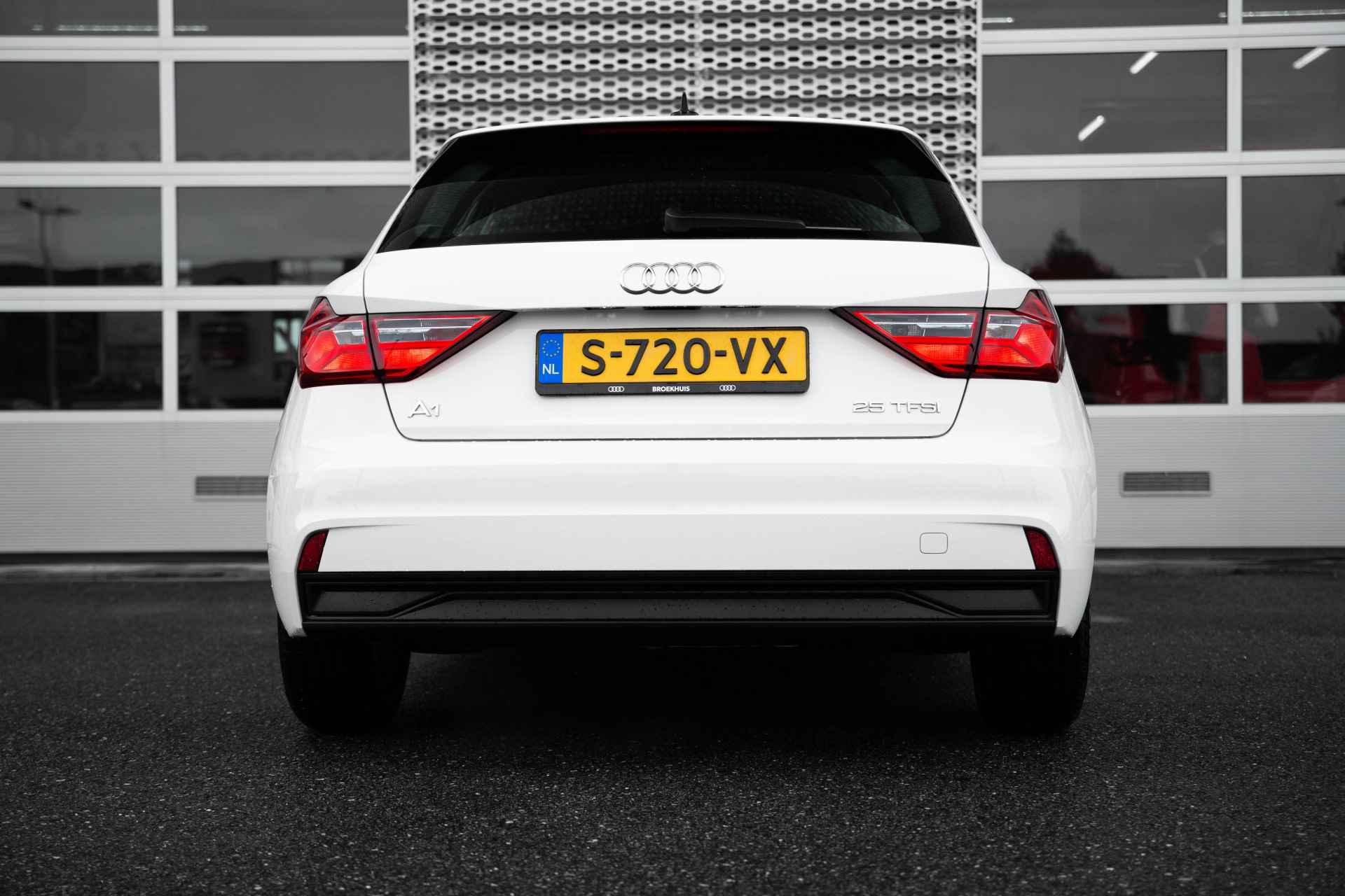 Audi A1 Sportback 25 TFSI Pro Line - 4/41