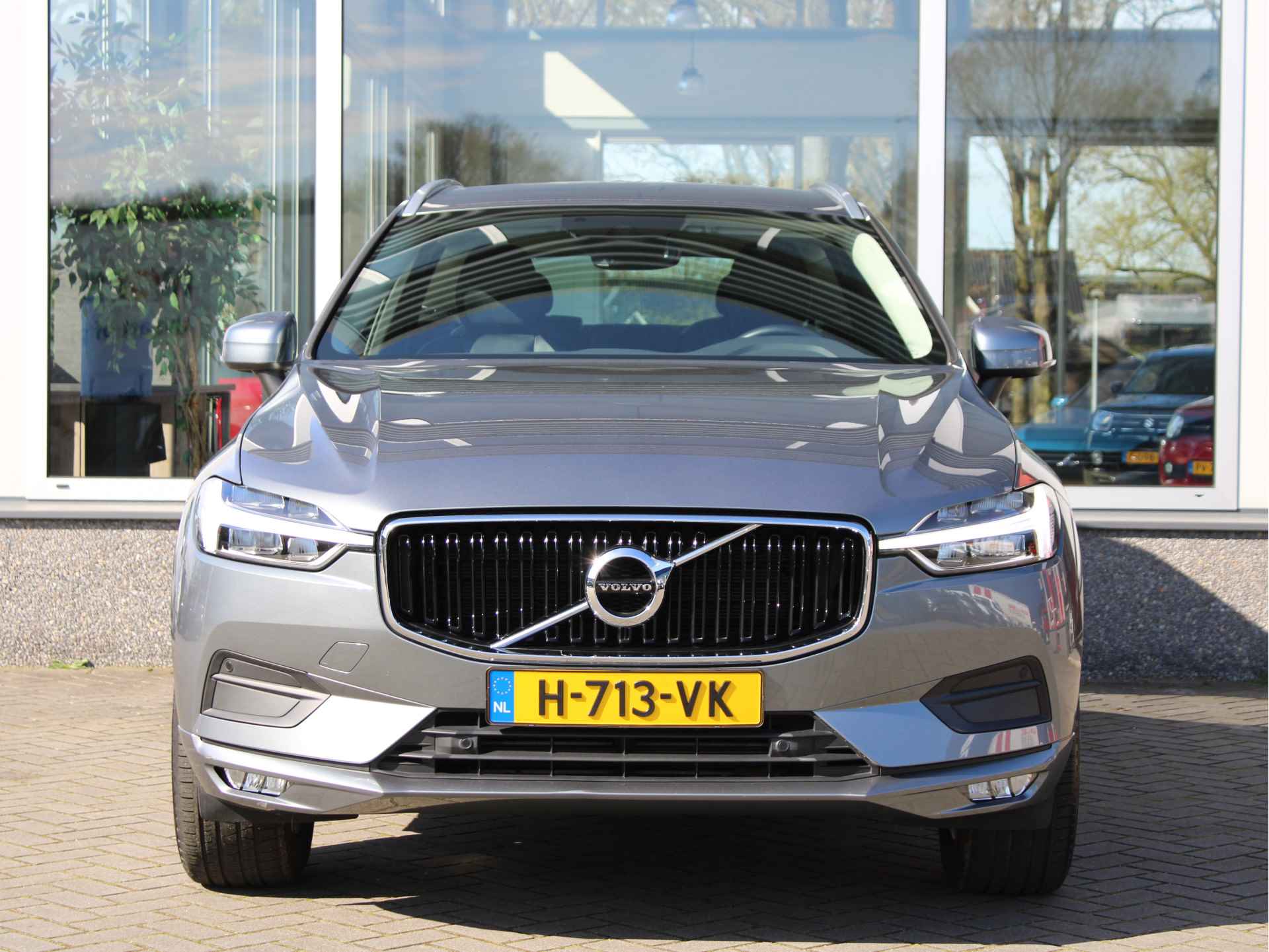 Volvo XC60 2.0 T4 Inscription Automaat Cruise en Climate Control, Lederen Bekleding, Navigatie, Parkeersensoren Voor en Achter - 12/40