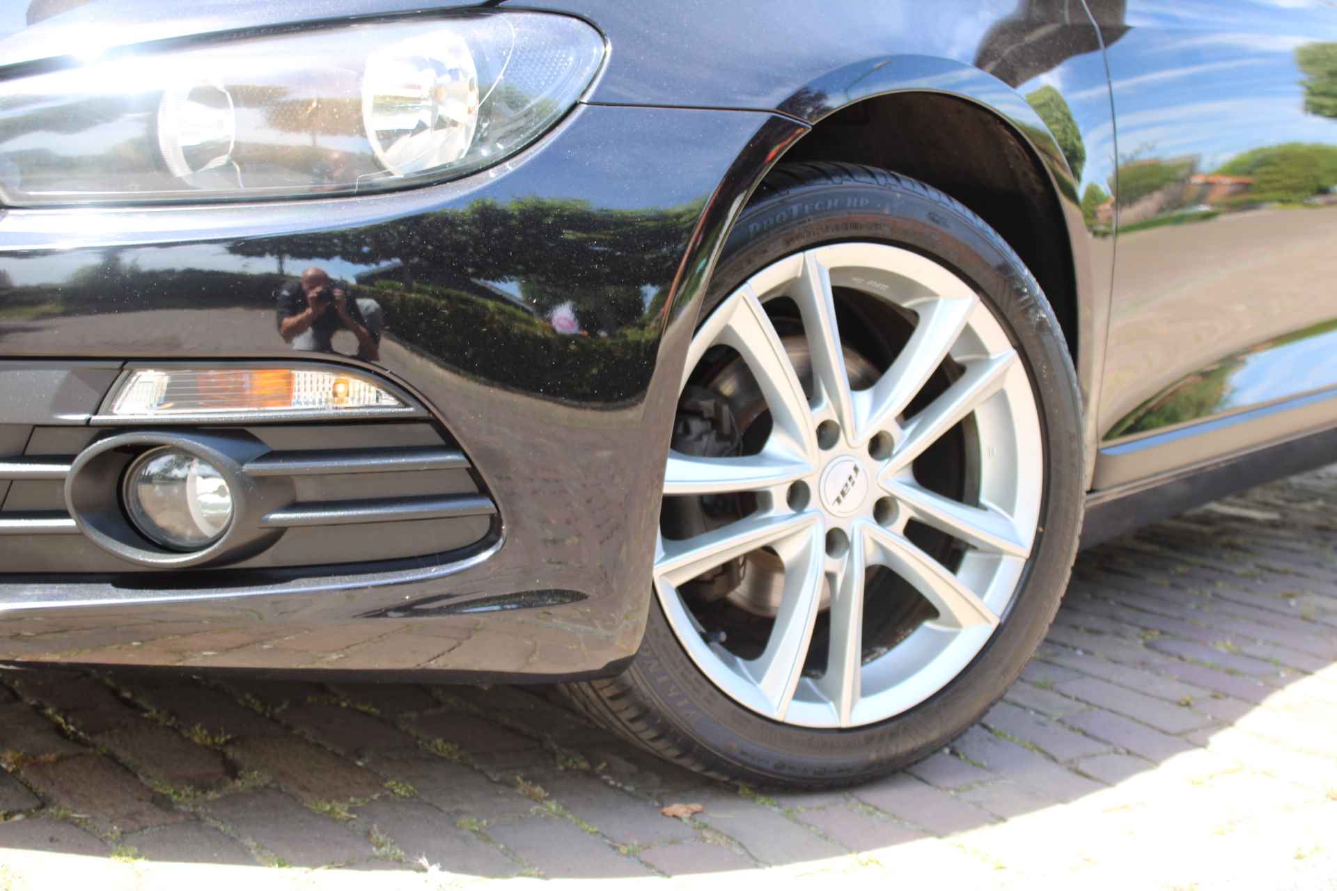 Volkswagen Scirocco 1.4 TSI 122PK Highline 17"/ Navi/ Clima/ Cruise/ NL auto - 3/30