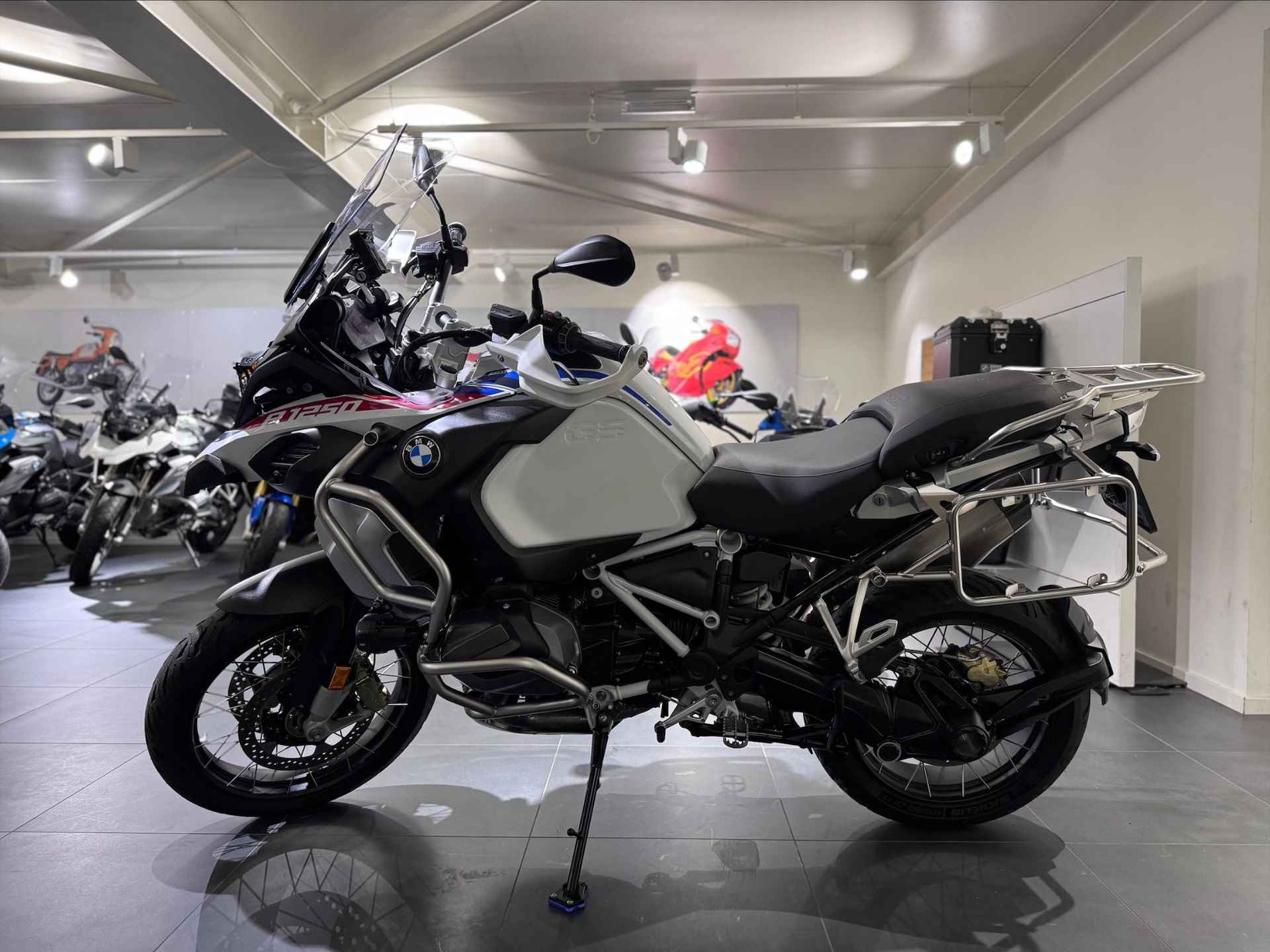 BMW R 1250 GS Adventure Rallye - 2/10