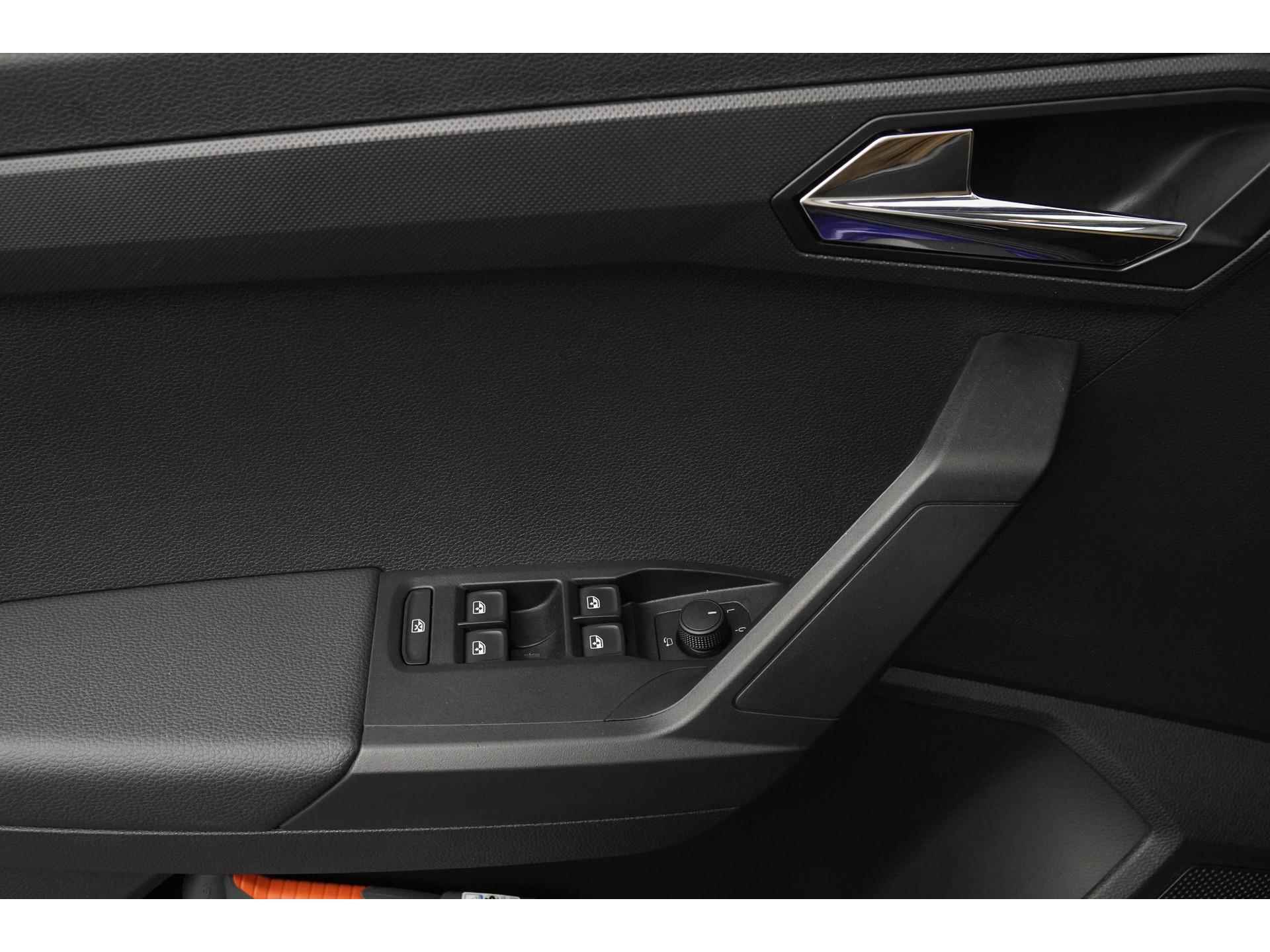 SEAT Ibiza 1.0 TSI Style | Navigatie | Camera | Zondag Open! - 32/39