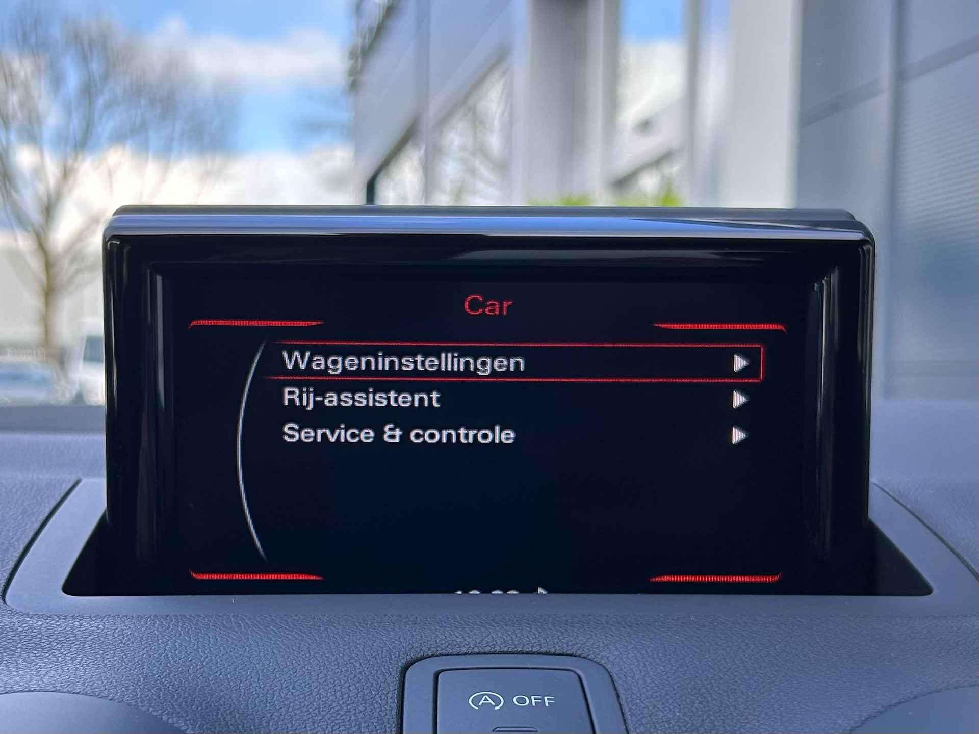 Audi A1 1.0 TFSI 95pk Adrenalin I Navigatie I S-line pakket | Verwarmbare buitenspiegels | Mooi audio systeem | - 5/40