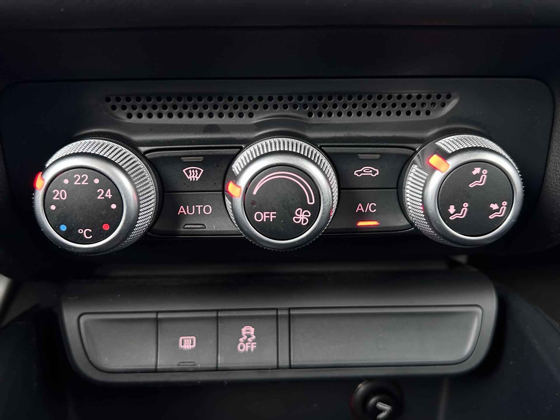 Audi A1 1.0 TFSI 95pk Adrenalin I Navigatie I S-line pakket | Verwarmbare buitenspiegels | Mooi audio systeem | - 33/40