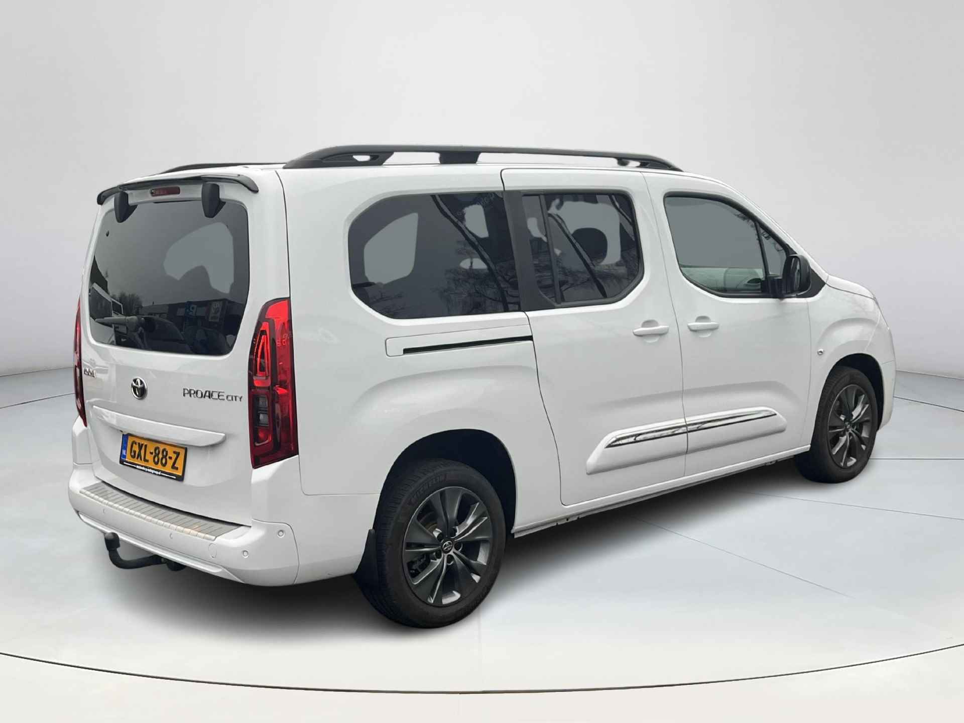 Toyota PROACE CITY Verso 1.2 Turbo Dynamic Long 7p. | Navigatie | 360 graden camera | 7-persoons - 9/34