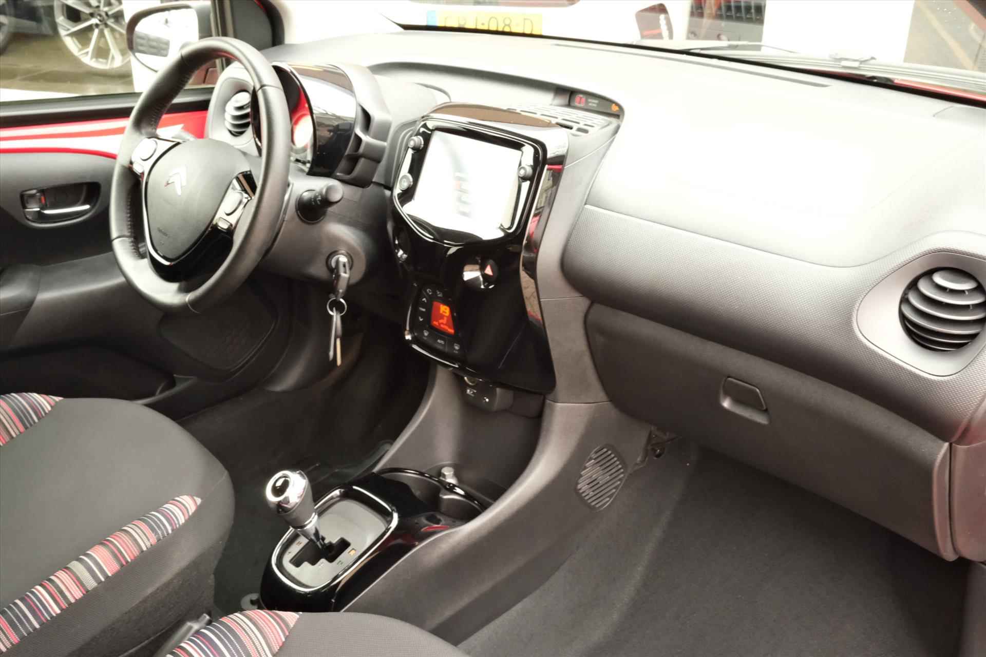 CITROEN C1 VTi 72 ETG AUTOMAAT Shine | Camera | Apple Carplay/Android Auto | All season banden | Trekhaak - 10/37