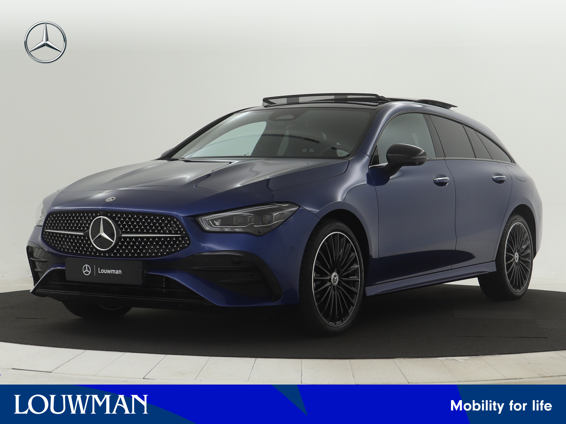 Mercedes-Benz CLA-Klasse Shooting Brake 250 e AMG Line | Nightpakket | Premium Plus Pack | Burmester Surround Sound systeem | Head-up display | USB pakket plus | KEYLESS GO-comfortpakket | MBUX Augmented reality voor navigatie | Parkeerpakket met 360°-camera |