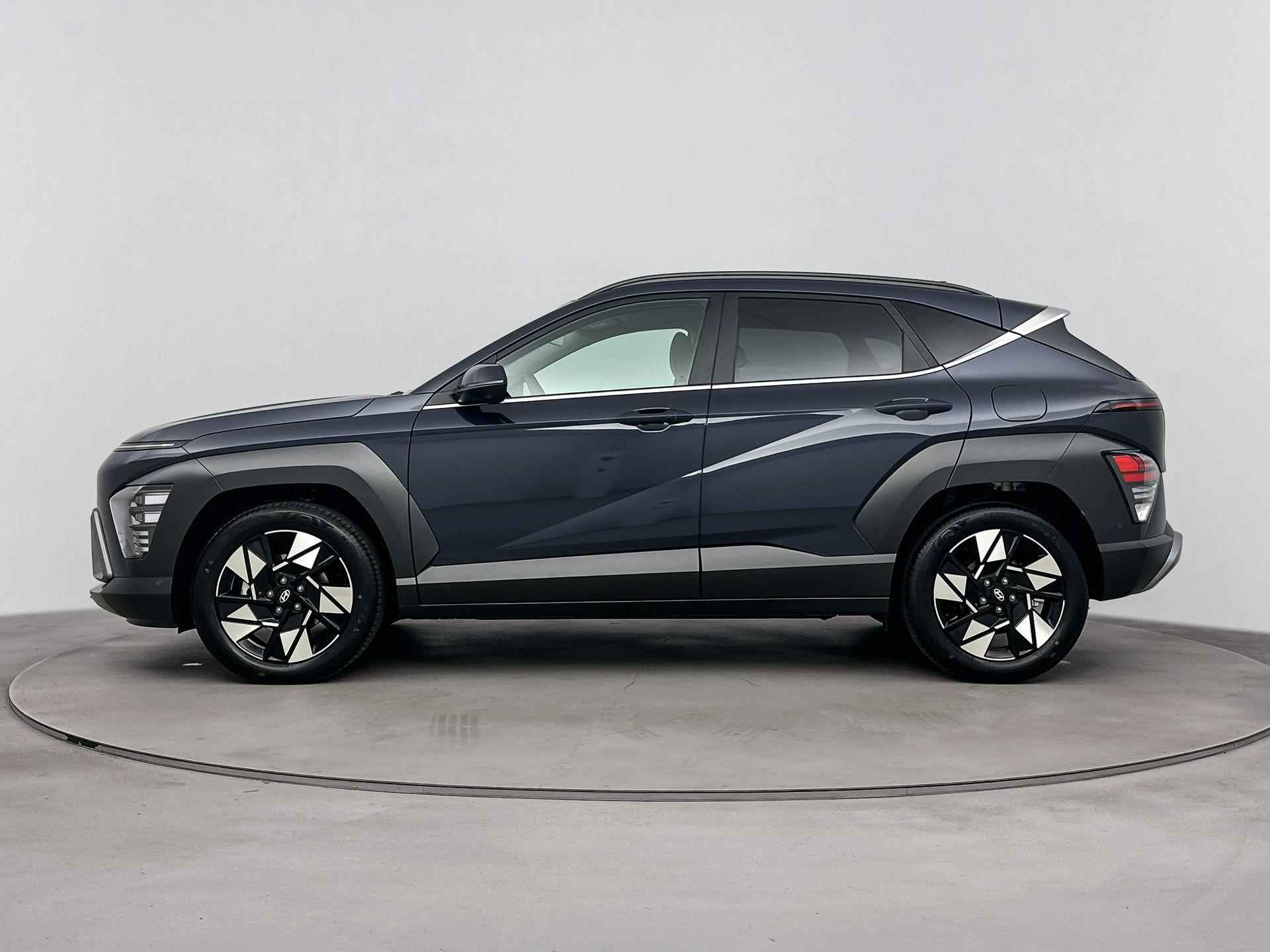 Hyundai Kona 1.6 GDI HEV Premium Sky | Incl. €2500,- KORTING! | Schuifdak | Stoel + stuurverwarming | Bluelink app | Navigatie | Camera | Adaptive cruise control | - 4/35