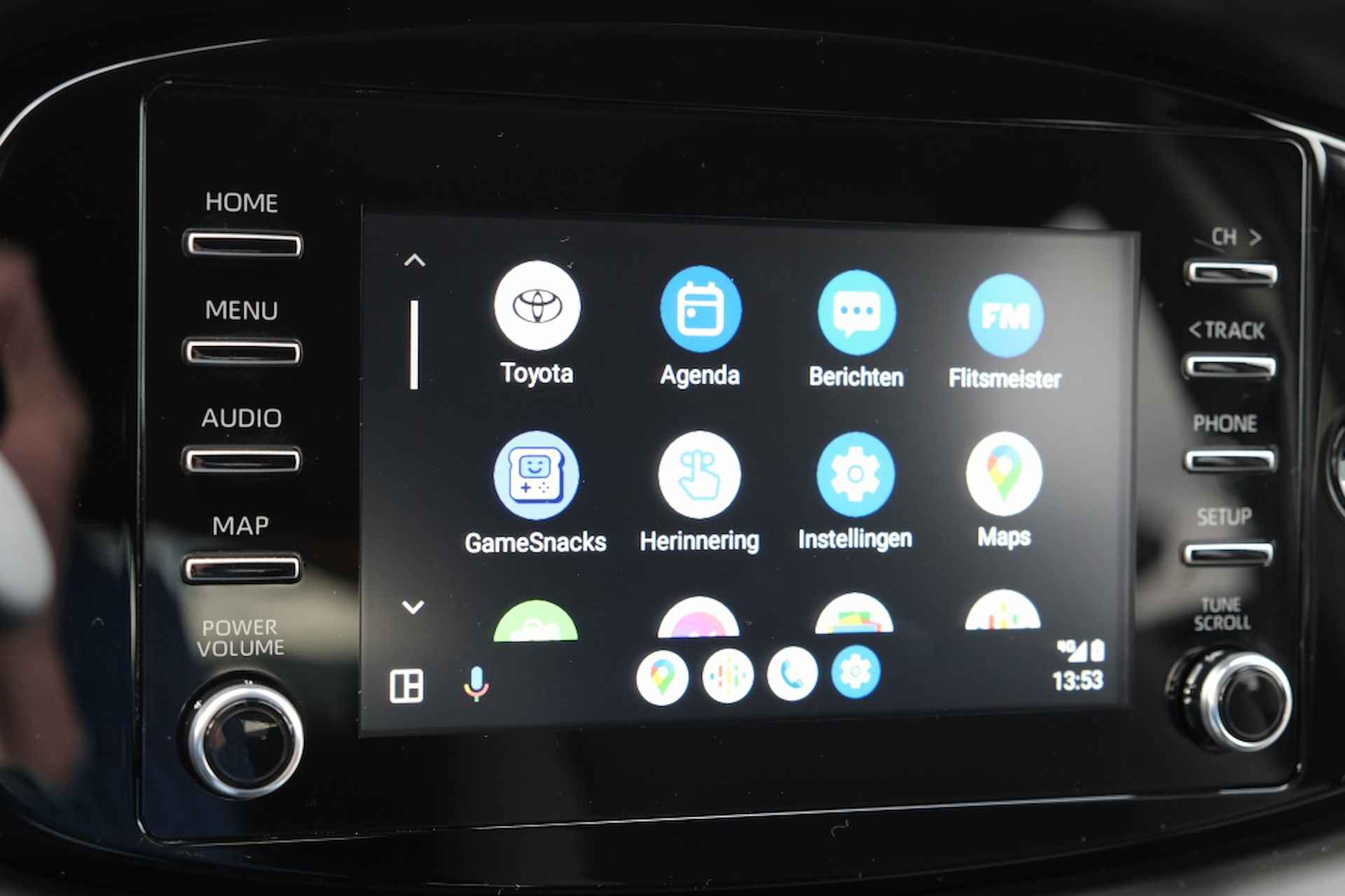 Toyota Aygo X 1.0 VVT-i MT first | Apple CarPlay / Android Auto | Airco | Safe - 22/40