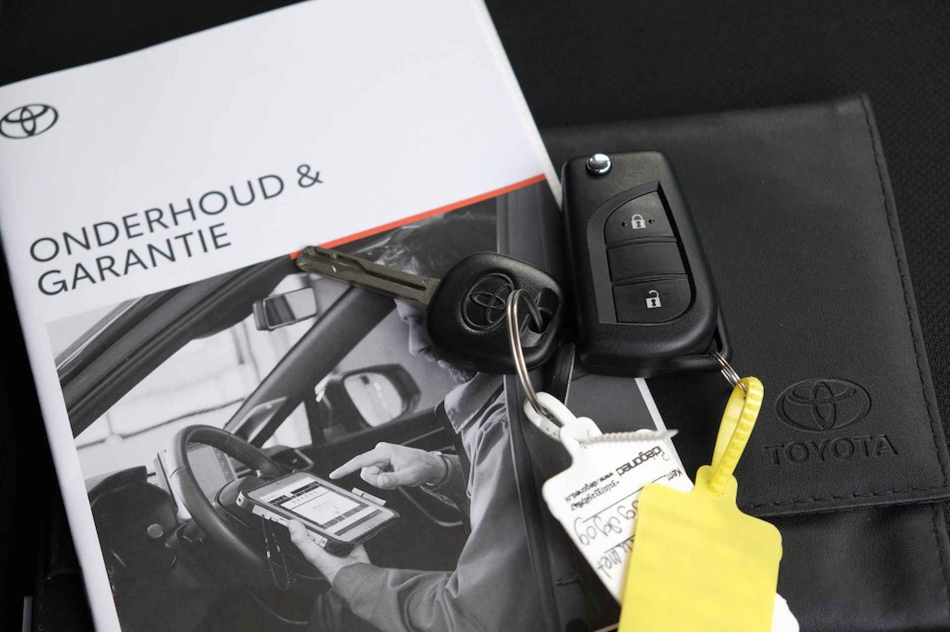 Toyota Aygo X 1.0 VVT-i MT first | Apple CarPlay / Android Auto | Airco | Safe - 6/40