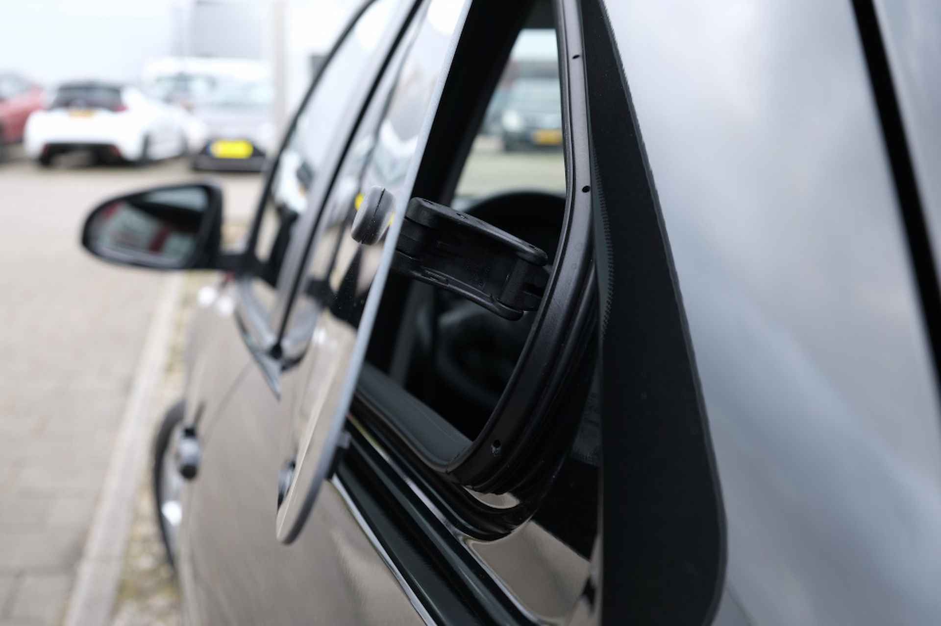 Toyota Aygo X 1.0 VVT-i MT first | Apple CarPlay / Android Auto | Airco | Safe - 38/40