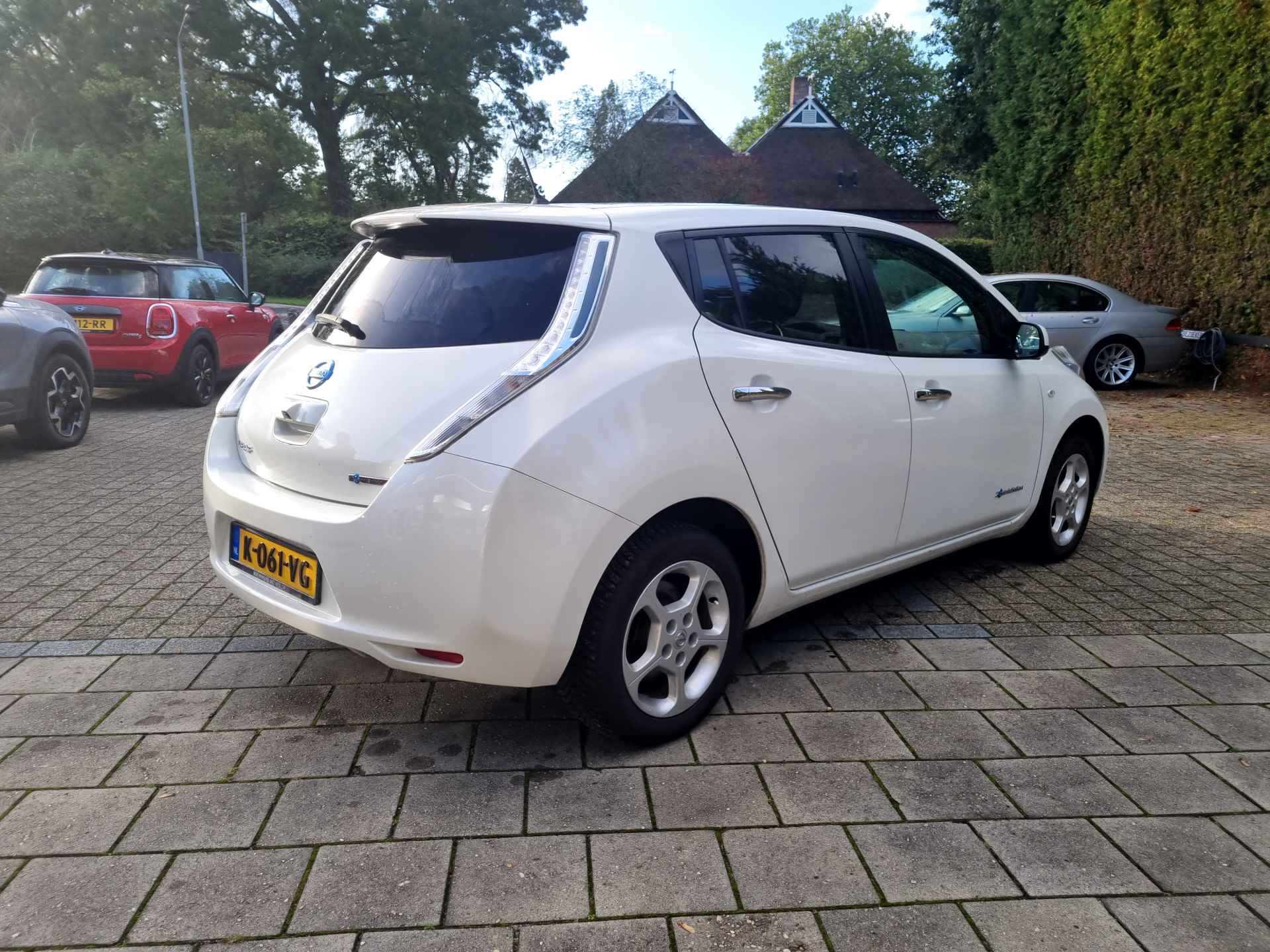 Nissan Leaf Acenta 30 kWh € 2.000,- subsidie | 175 km actieradius - 3/11