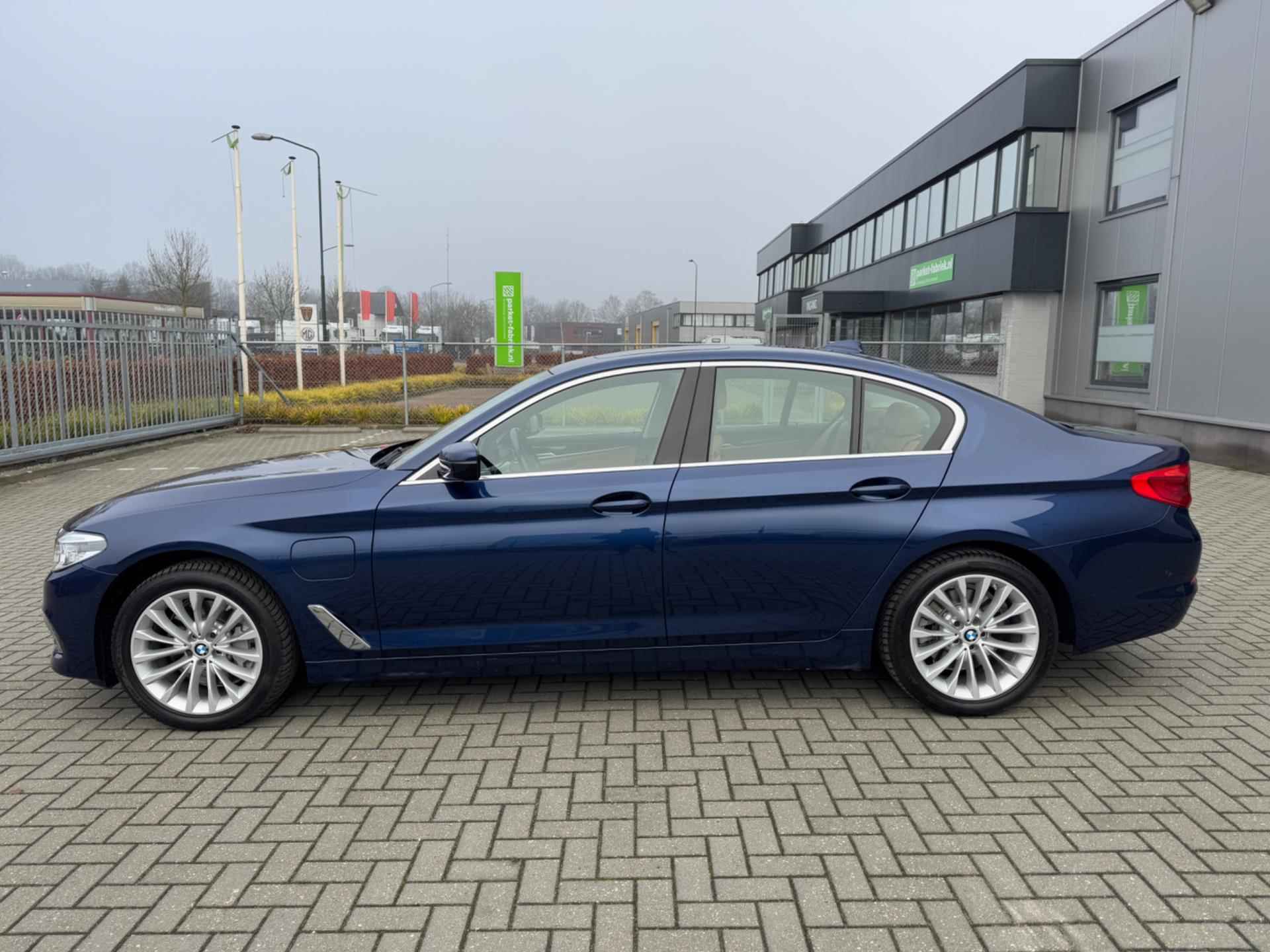 BMW 5-serie 530e iPerformance High Executive - 9/38