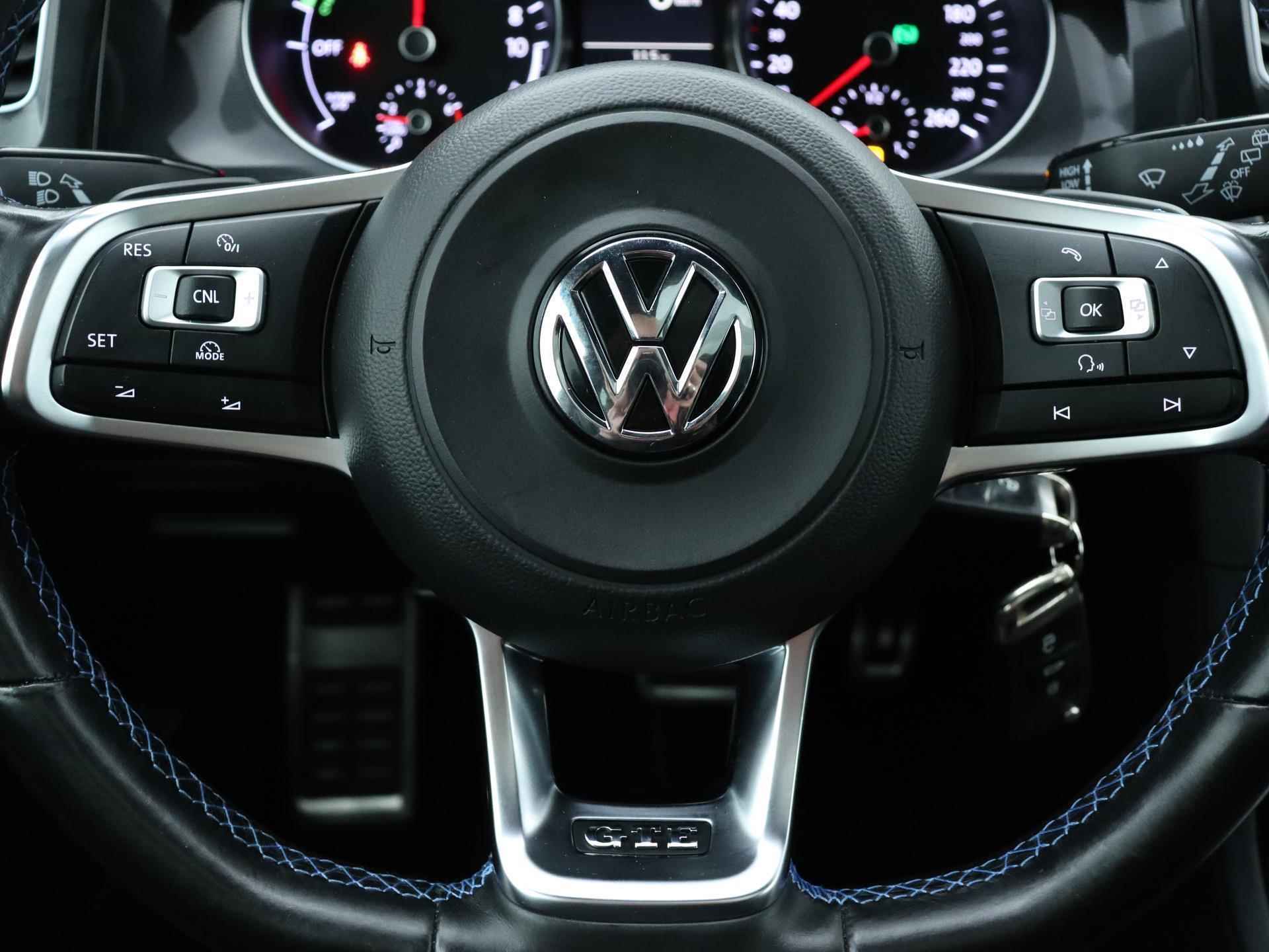 Volkswagen Golf 1.4 TSI GTE | Panoramadak | DAB | Apple Carplay / Andriod Auto | Navigatie | Cruise Control | Led-Koplampen - 16/23