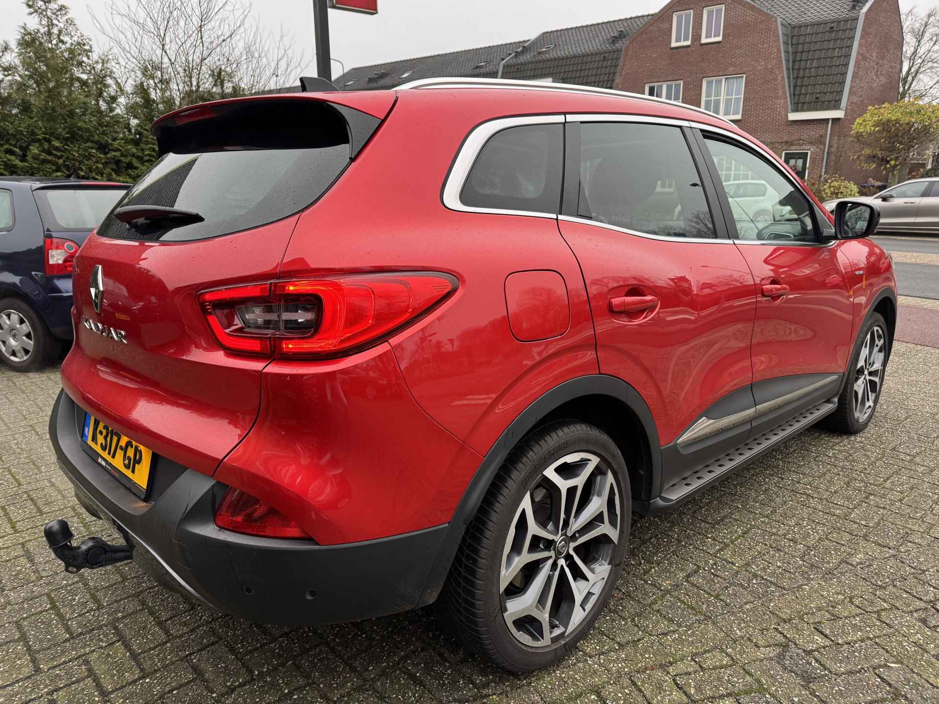 Renault Kadjar 130pk TCe Bose Automaat, Trekhaak | Panoramadak | Camera - 7/38