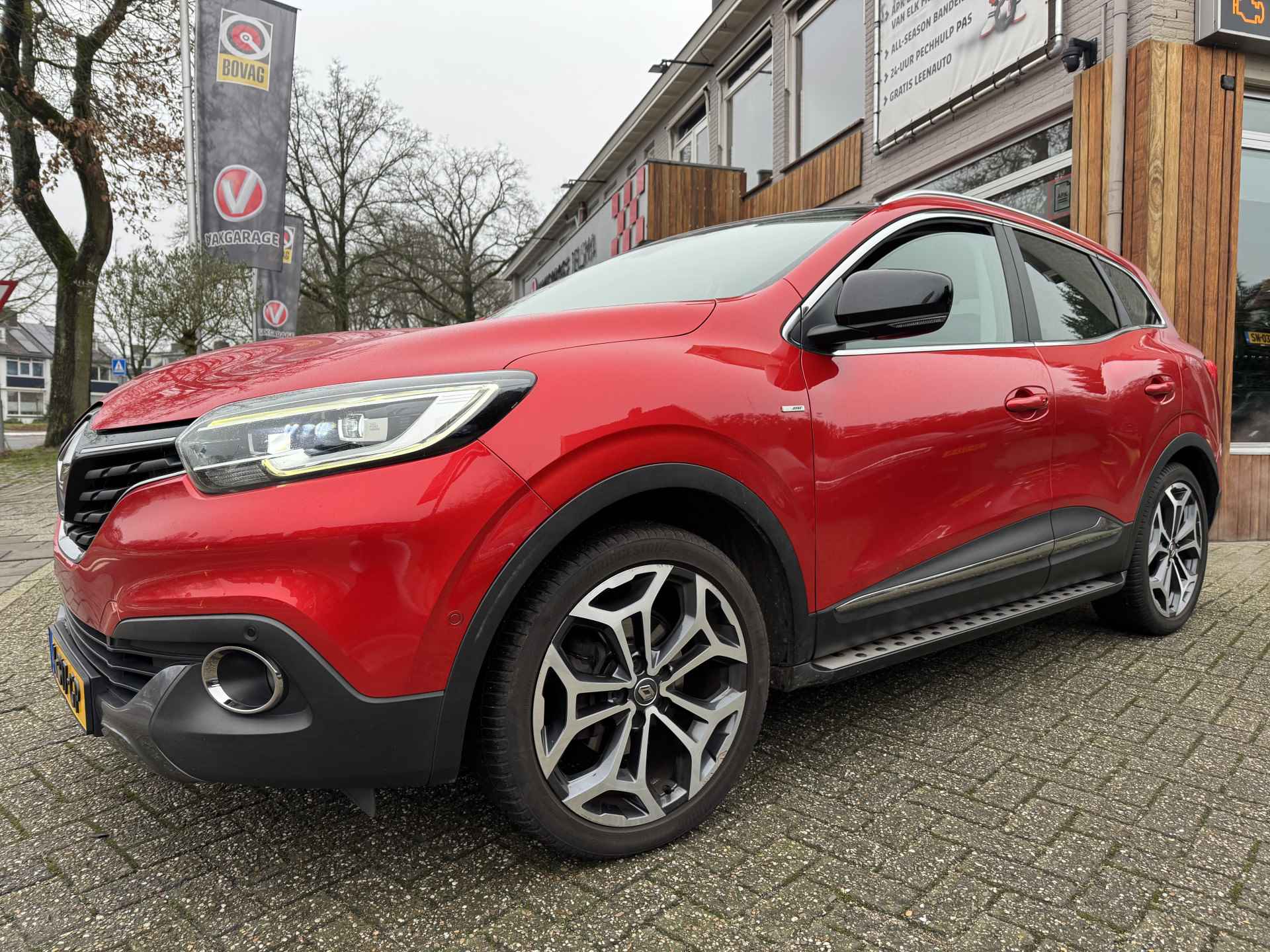 Renault Kadjar 130pk TCe Bose Automaat, Trekhaak | Panoramadak | Camera - 33/38